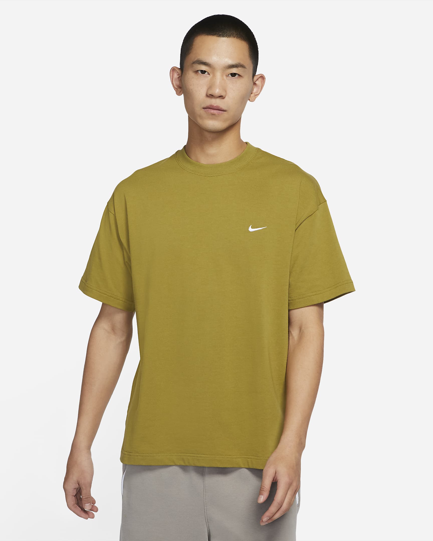 ナイキ ソロ スウッシュ メンズ Tシャツ - デザートモス/ホワイト