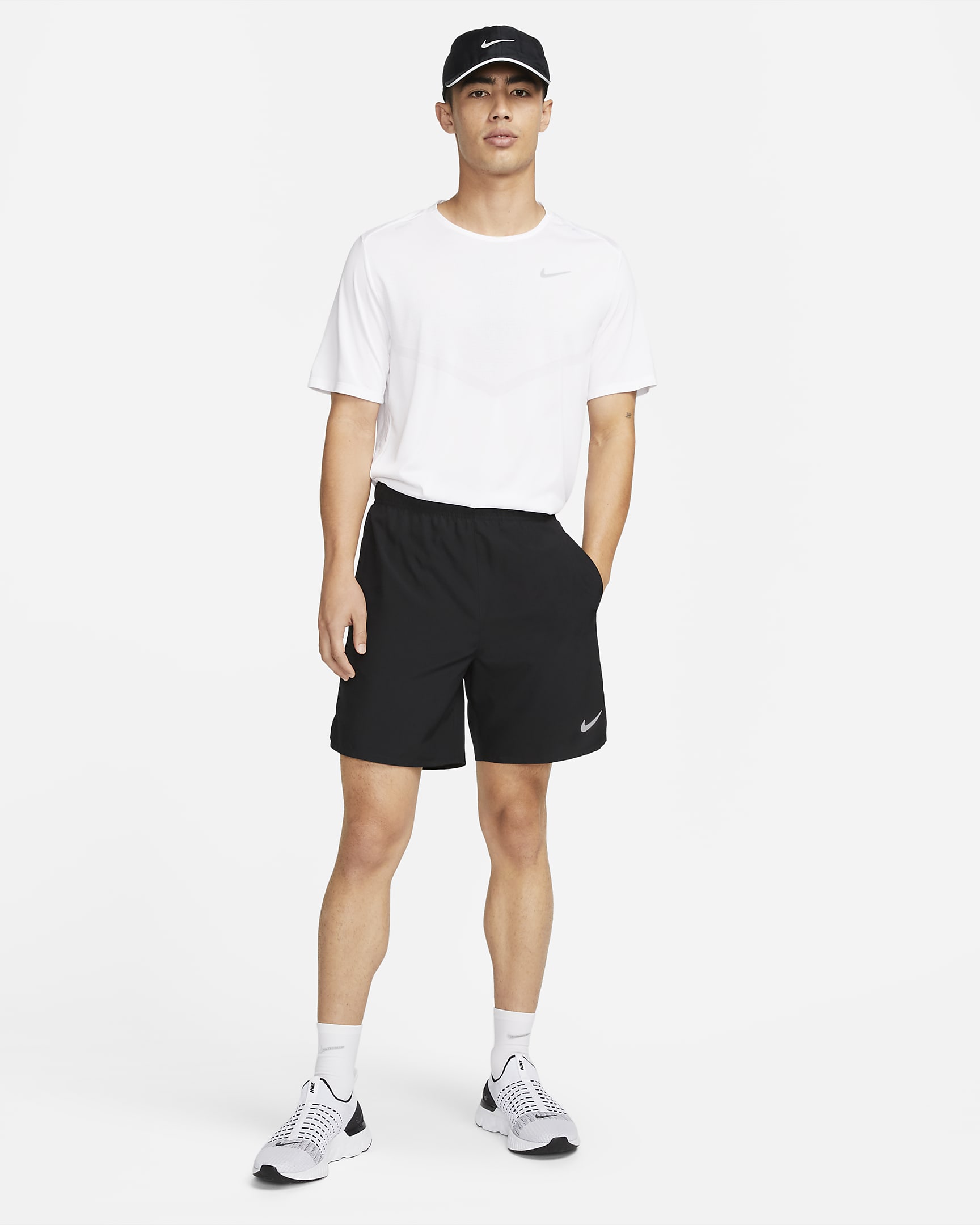 Nike Dri-FIT Challenger Men's 18cm (approx.) Unlined Versatile Shorts - Black/Black/Black