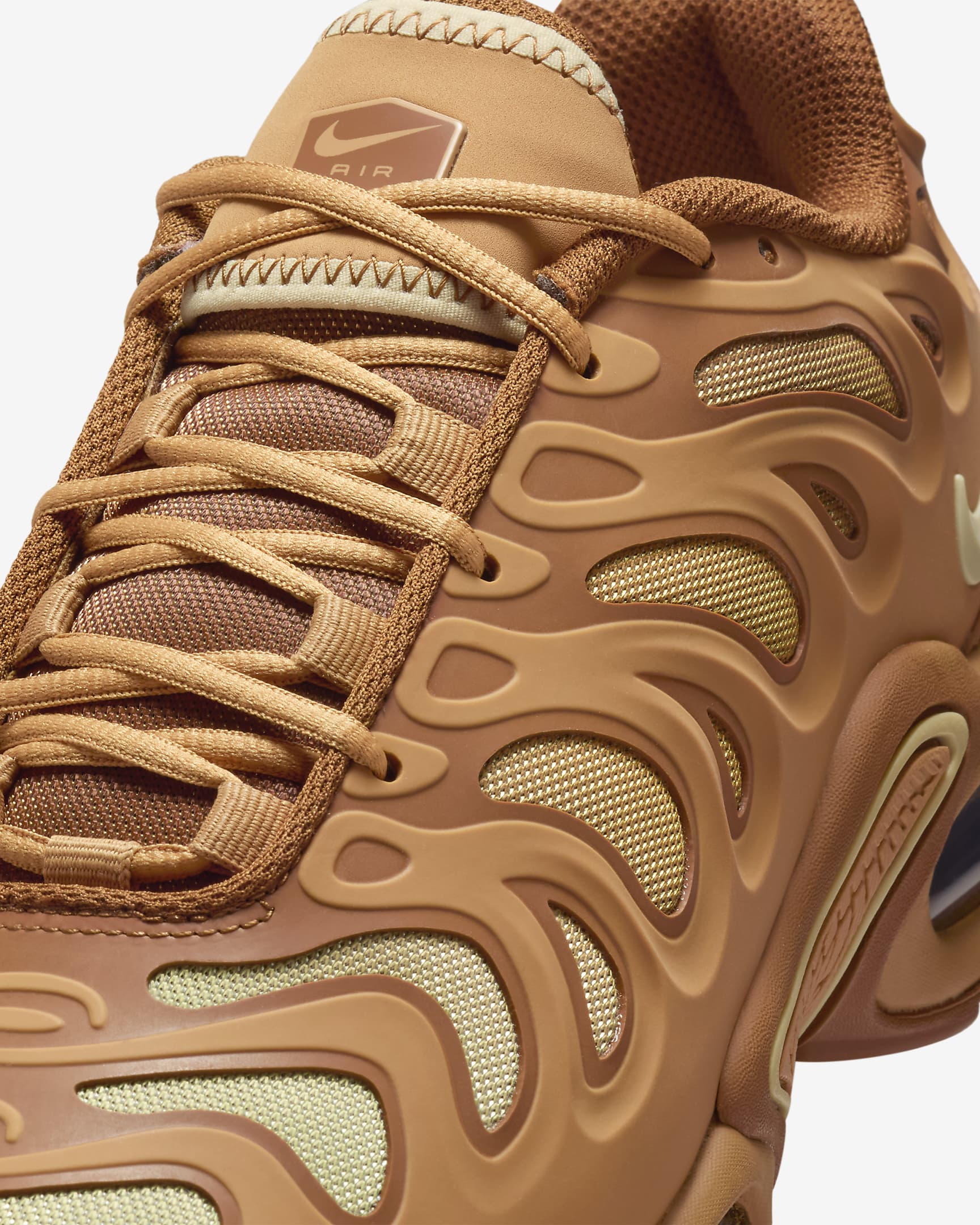 Nike Air Max Plus Drift Women's Shoes - Flax/Light British Tan/Team Gold