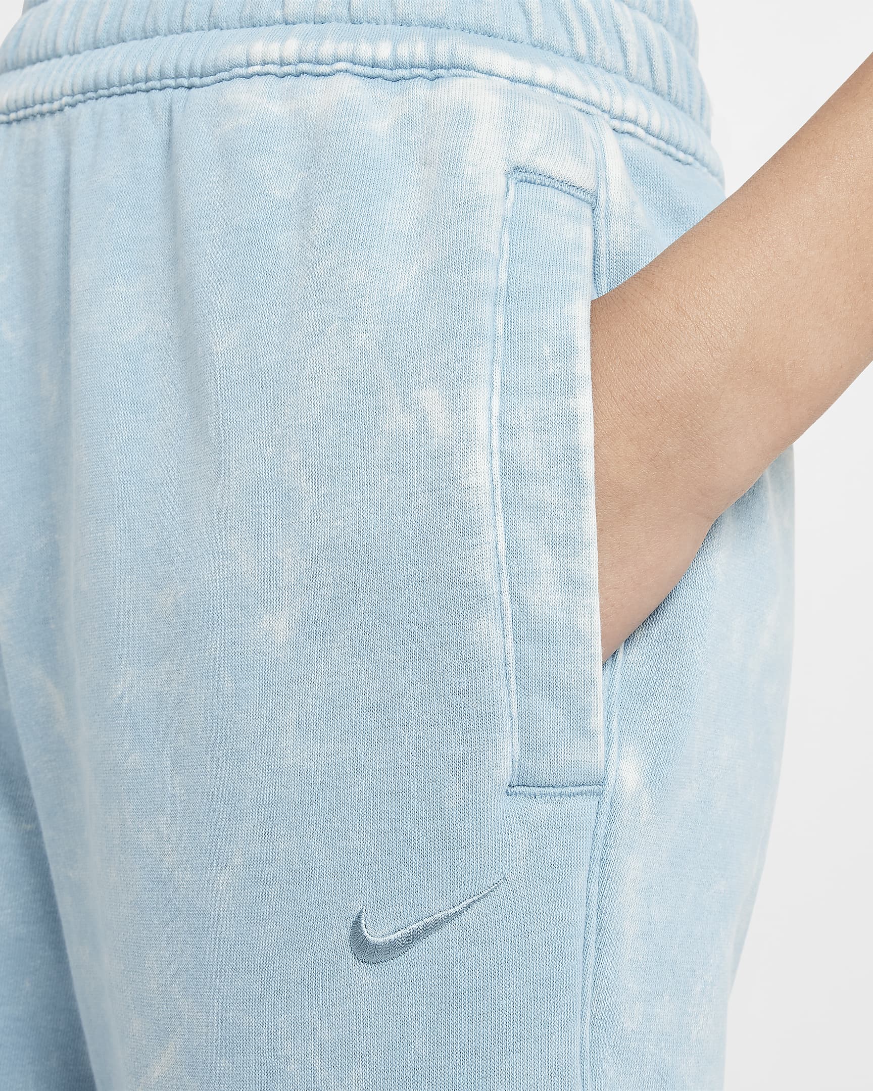 Nike Culture of Basketball Big Kids' Fleece Basketball Pants.