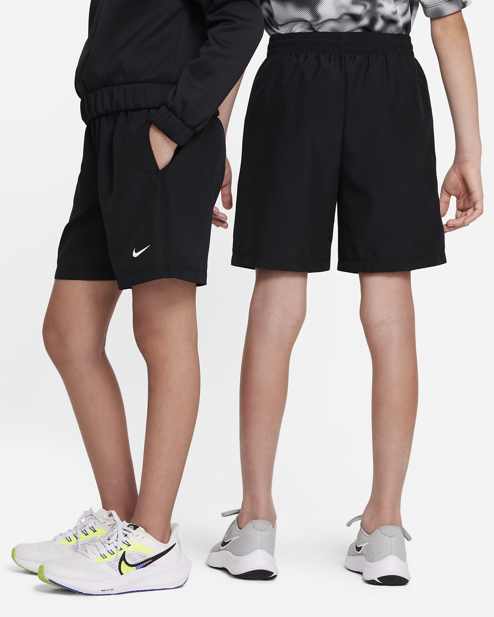 Nike Multi Older Kids' (Boys') Dri-FIT Training Shorts - Black/White