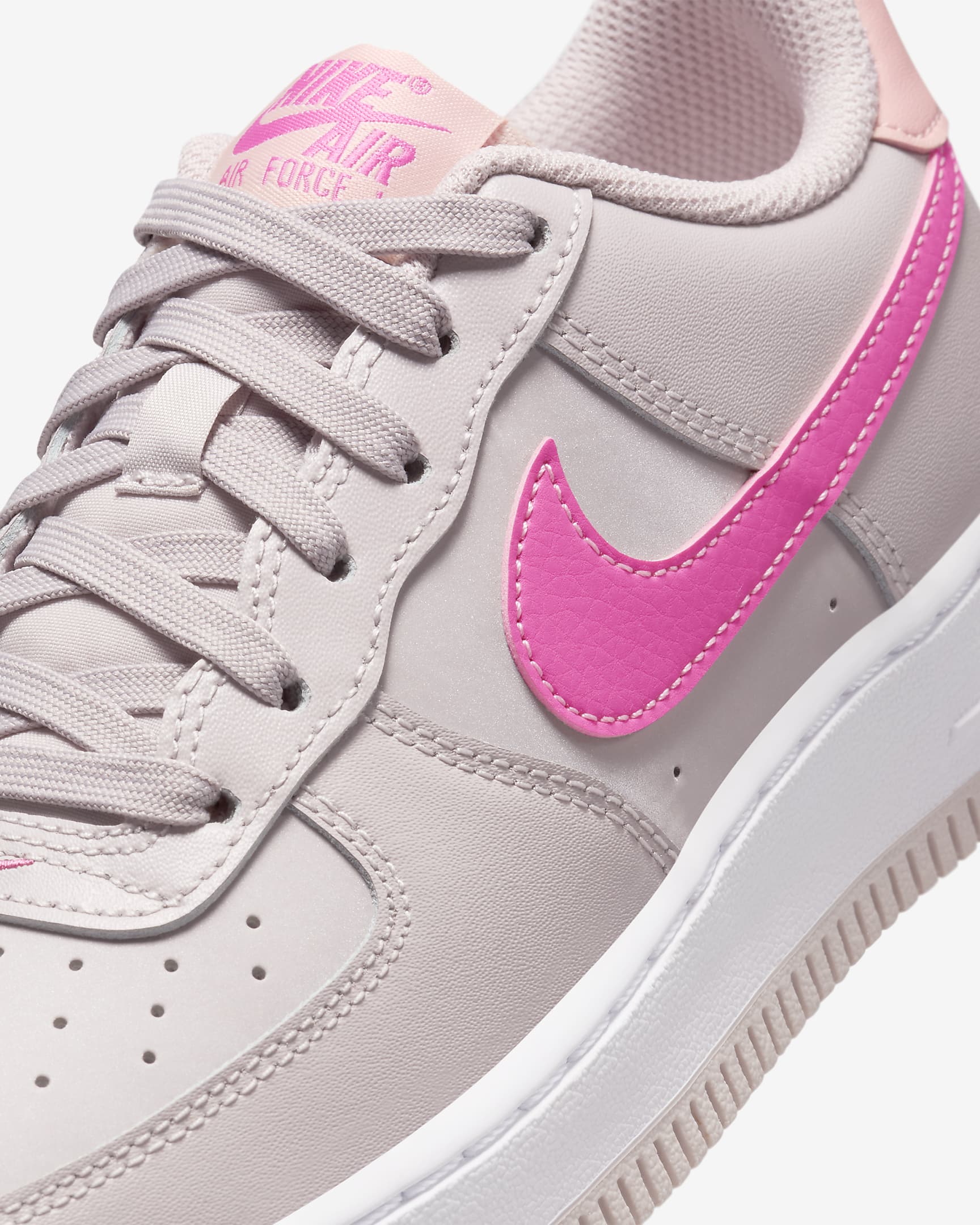 Tenis para niños grandes Nike Air Force 1 - Violeta platino/Naranja ártico/Blanco/Rosa paleta