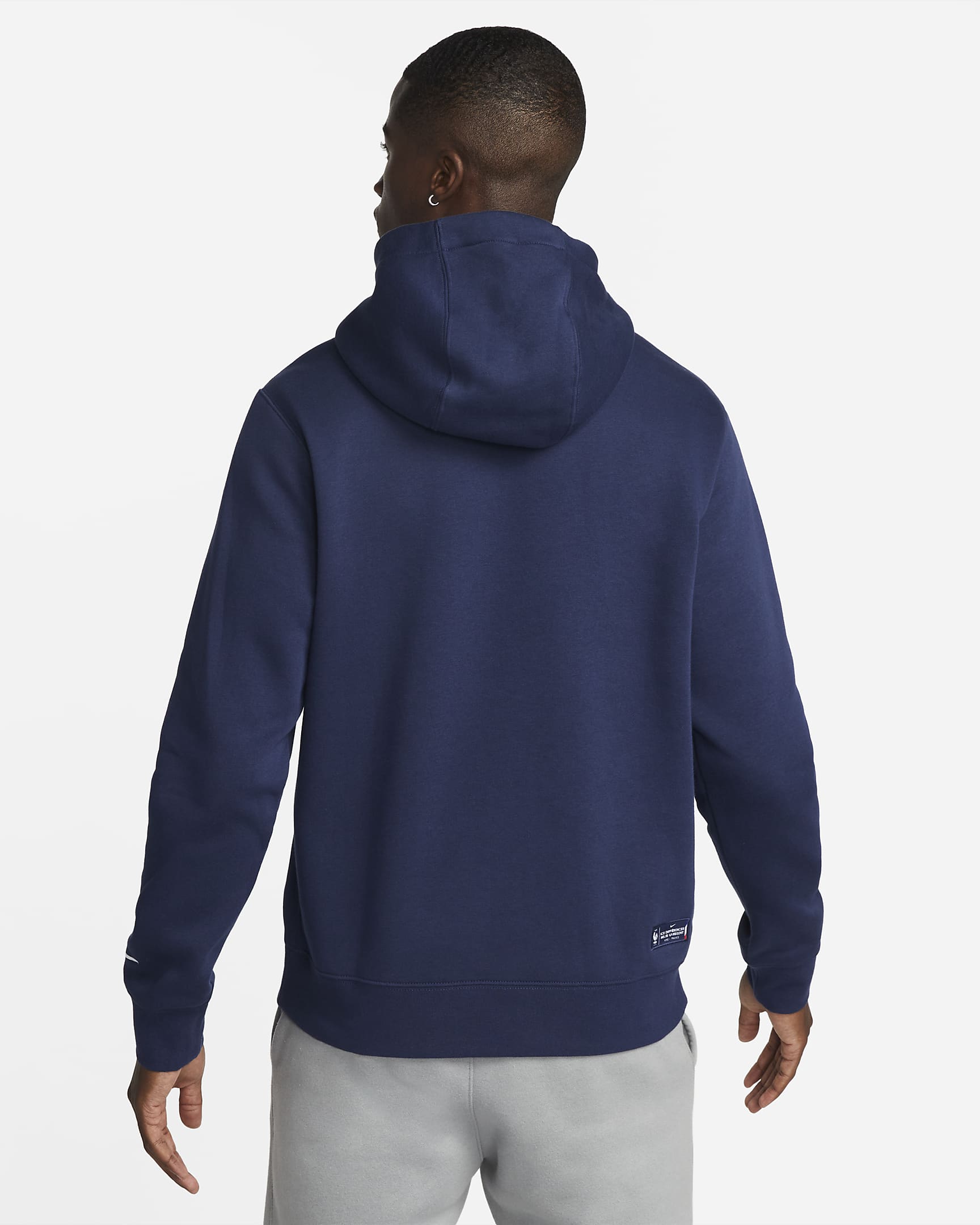 FFF Club Fleece Men's Pullover Hoodie. Nike LU