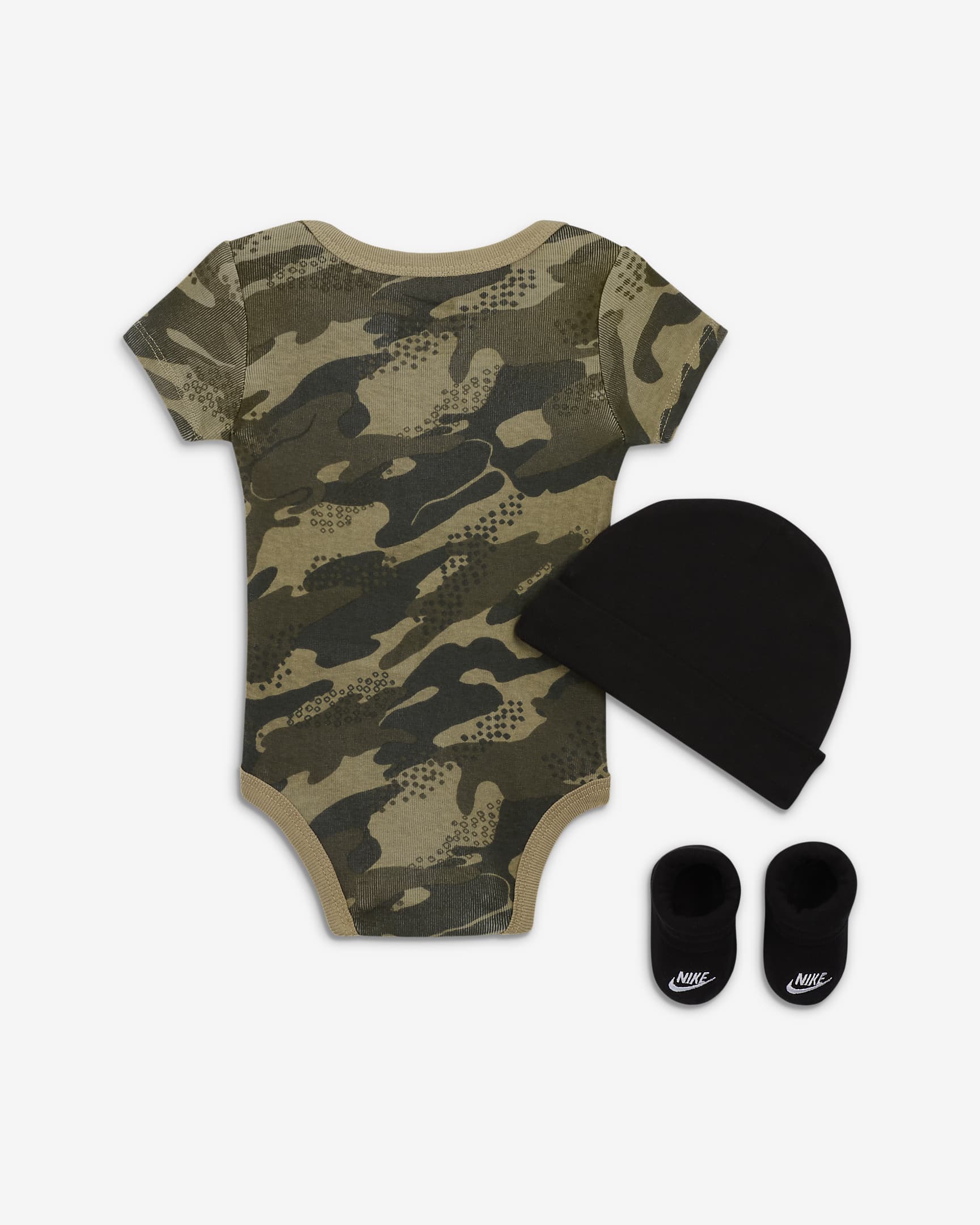 Nike Club Camo Bodysuit, Hat and Booties Set Baby 3Piece Set. Nike JP