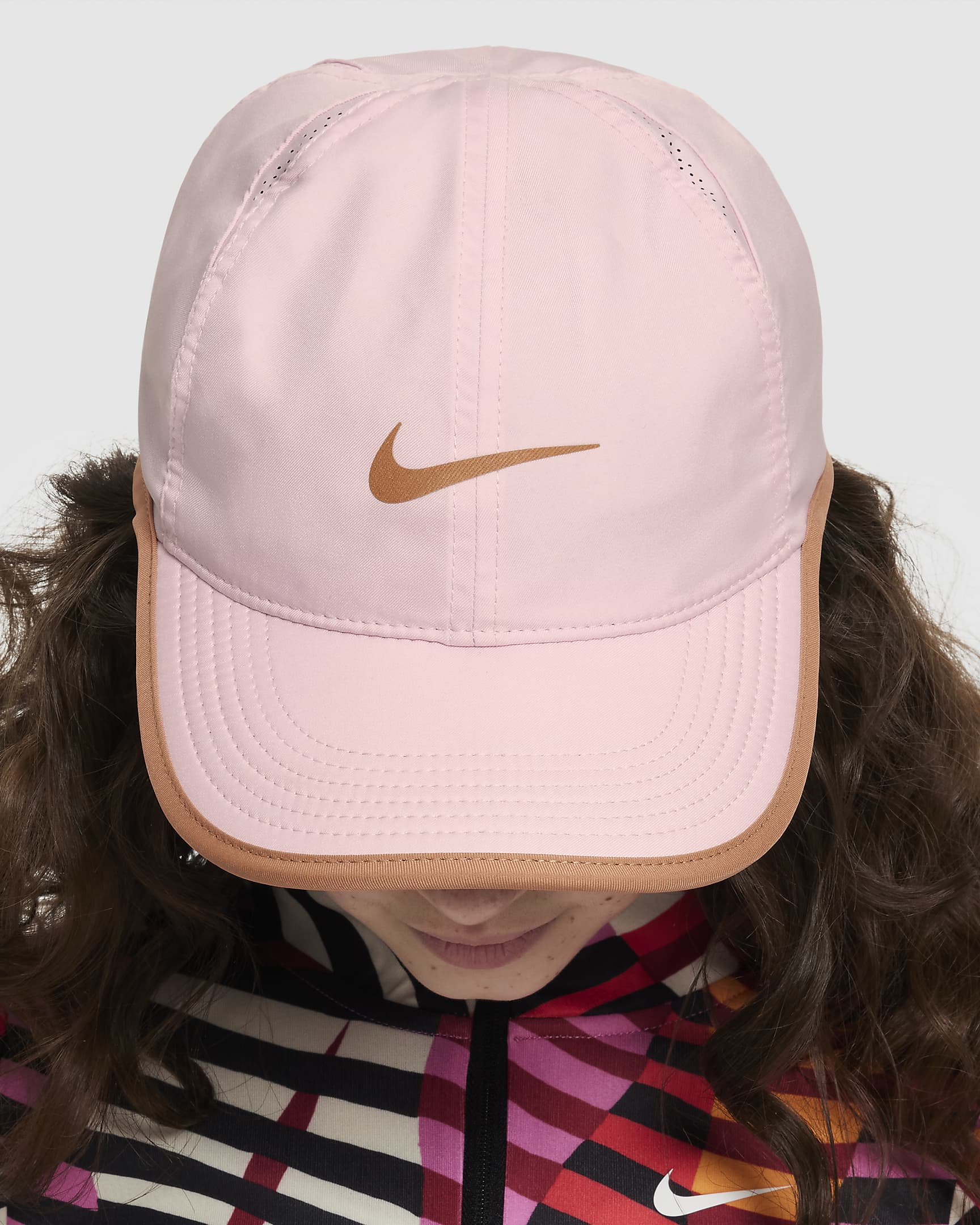 Gorra ligera desestructurada para niños Nike Dri-FIT Club - Espuma rosa/Rosa tierra/Rosa tierra