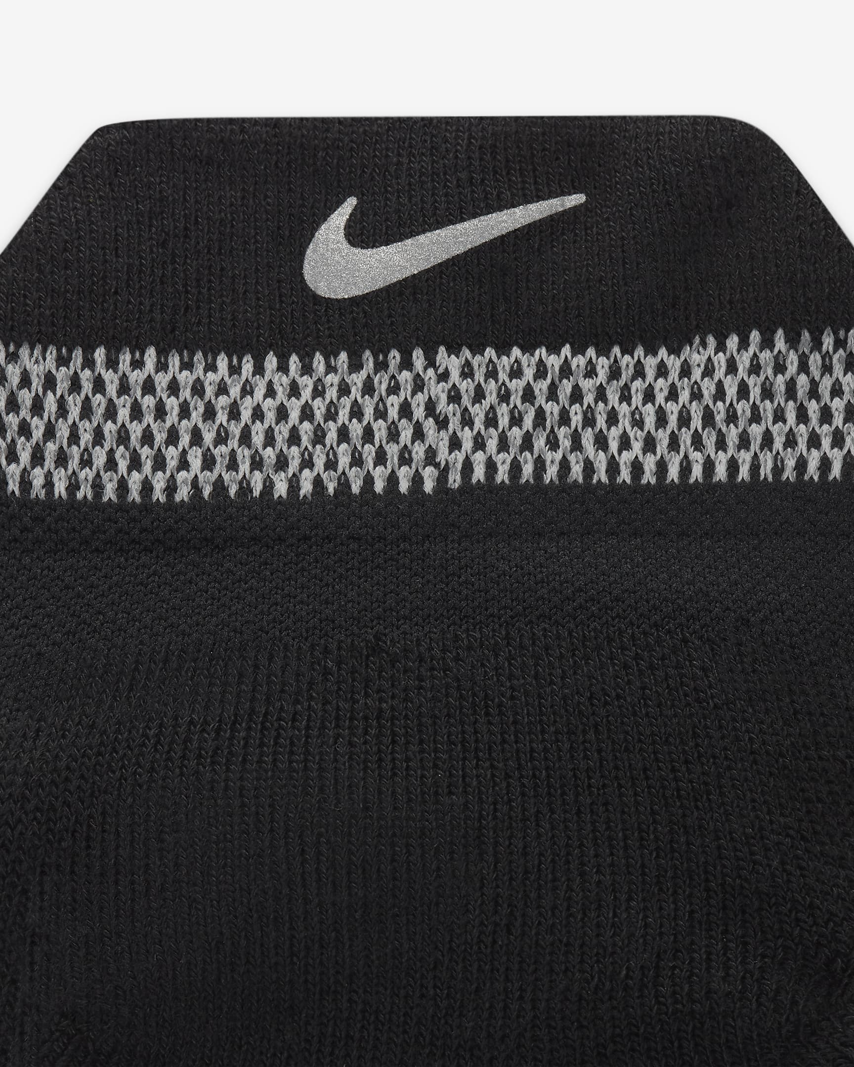 Nike Spark Cushioned No-Show Running Socks. Nike JP