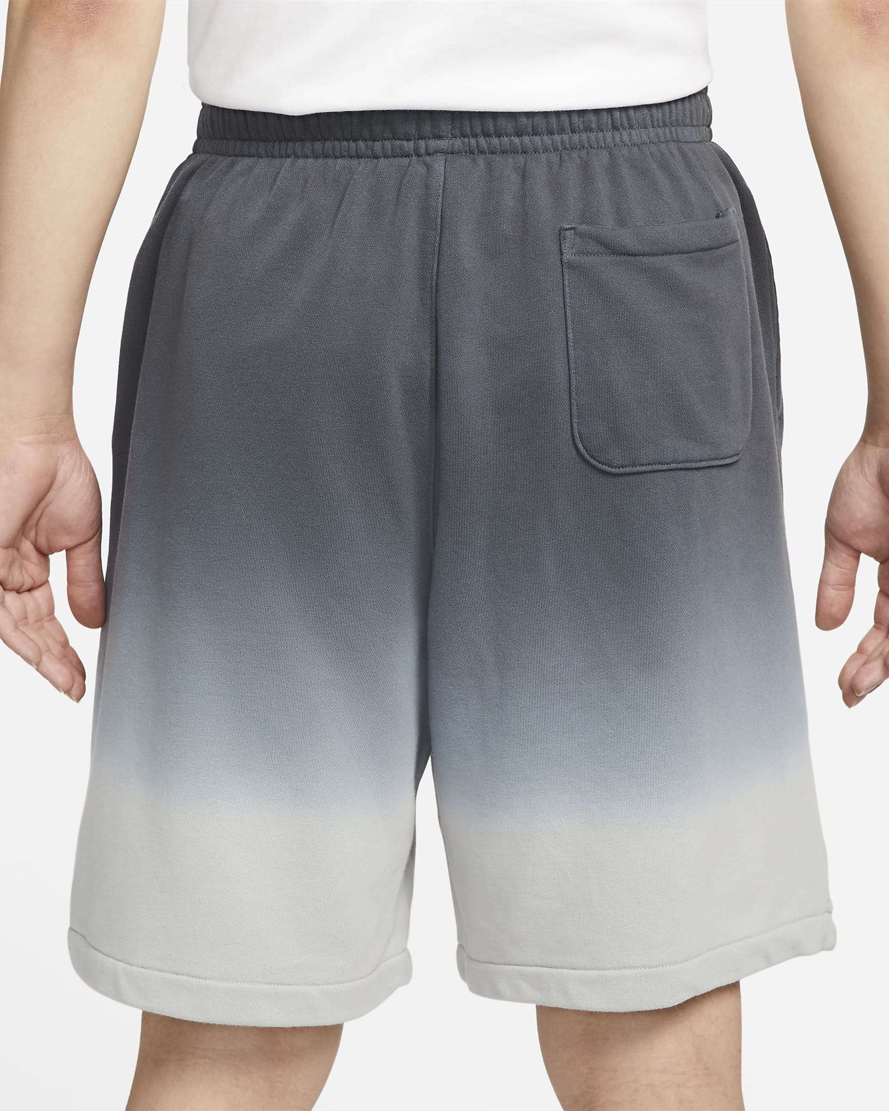 Shorts in French Terry dipdye Nike Club+ Uomo. Nike IT