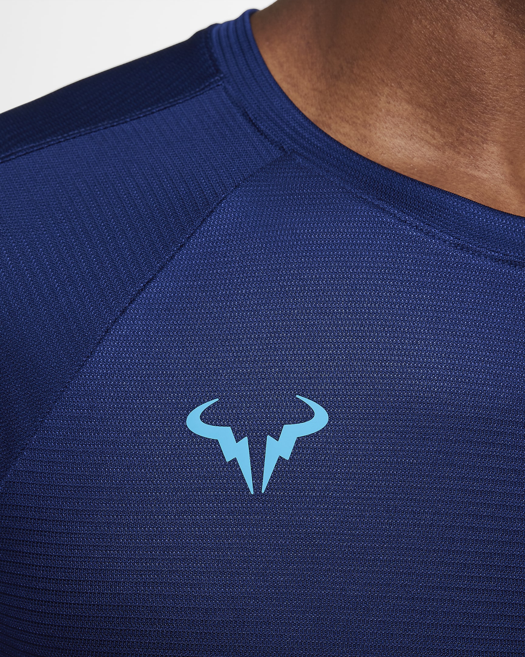 Rafa Challenger Nike Dri-FIT Kurzarm-Tennisoberteil für Herren - Blue Void/Laser Blue