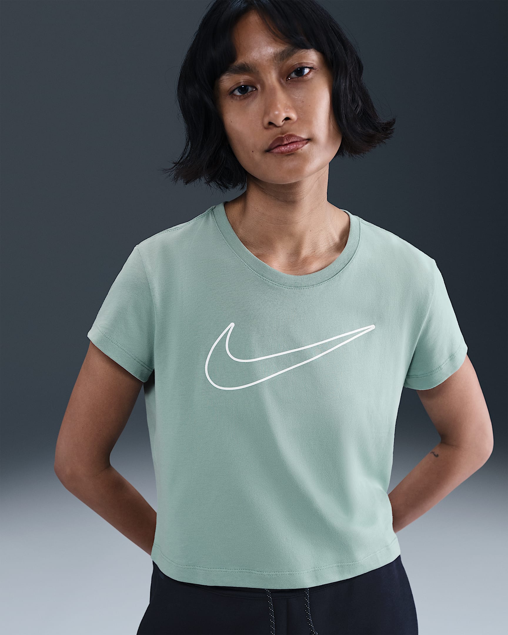 Playera de manga corta con gráfico para mujer Nike Sportswear - Cañón/Blanco