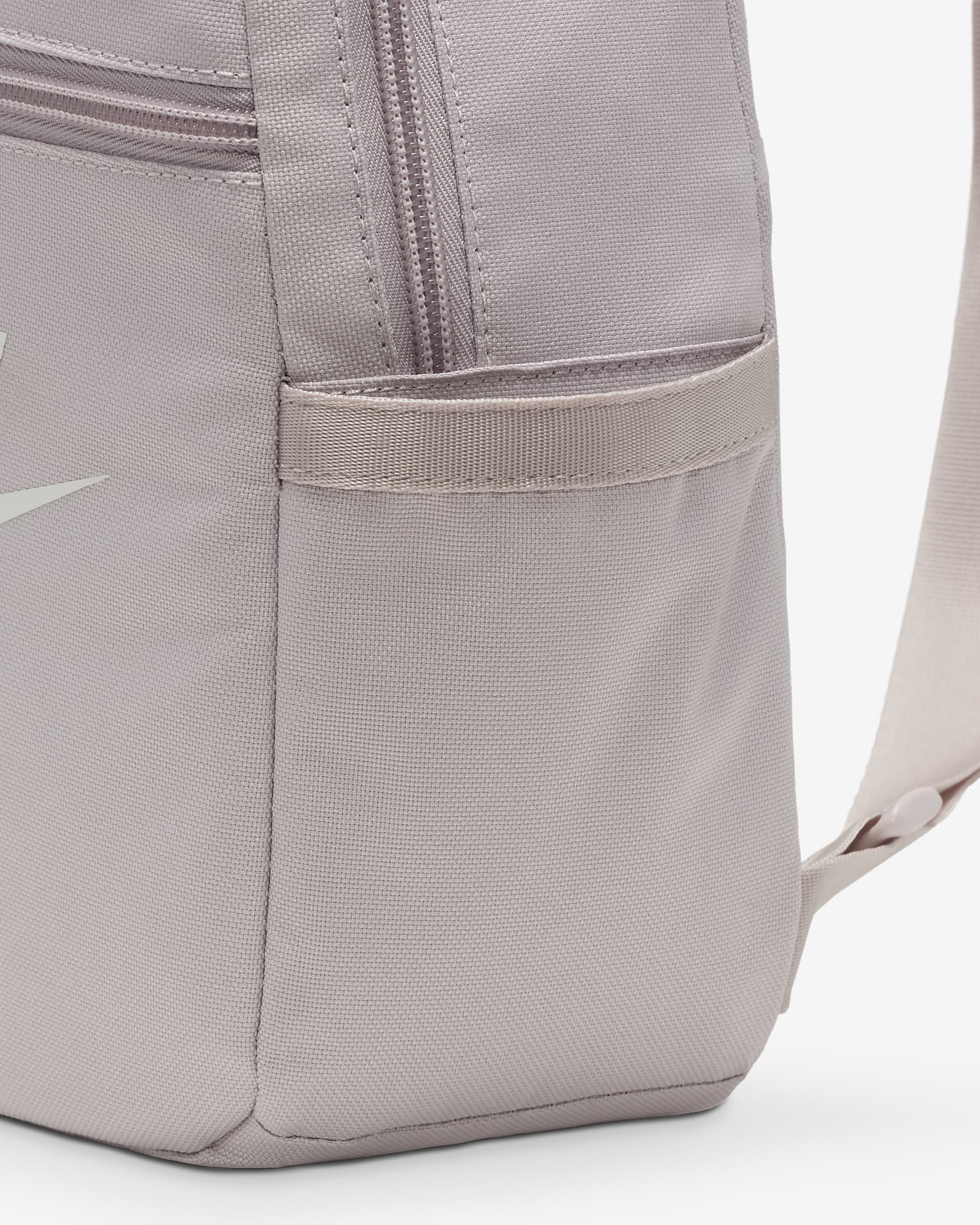 Nike Sportswear Futura 365 Women's Mini Backpack (6L). Nike.com