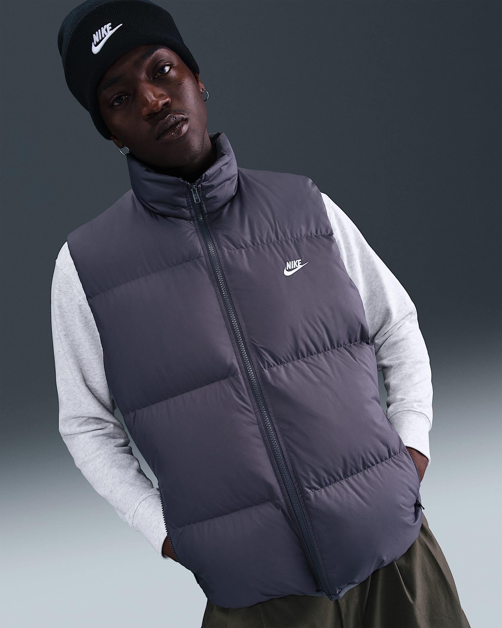 Nike Sportswear Club Men's Therma-FIT Puffer Vest - Iron Grey/White