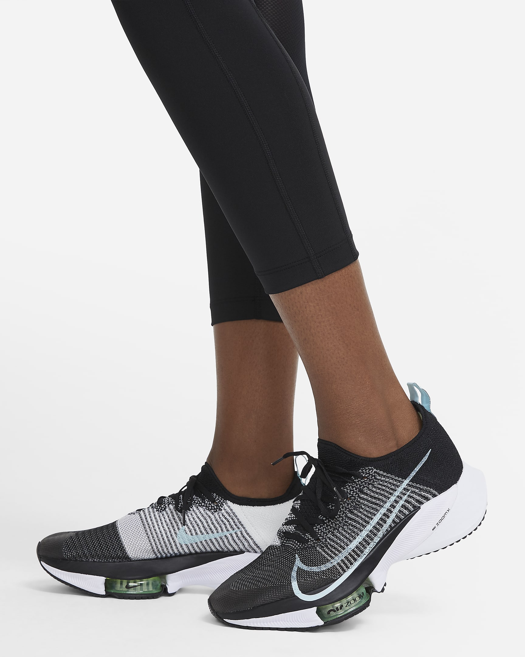 Leggings de running cortos de tiro medio para mujer Nike Fast - Negro