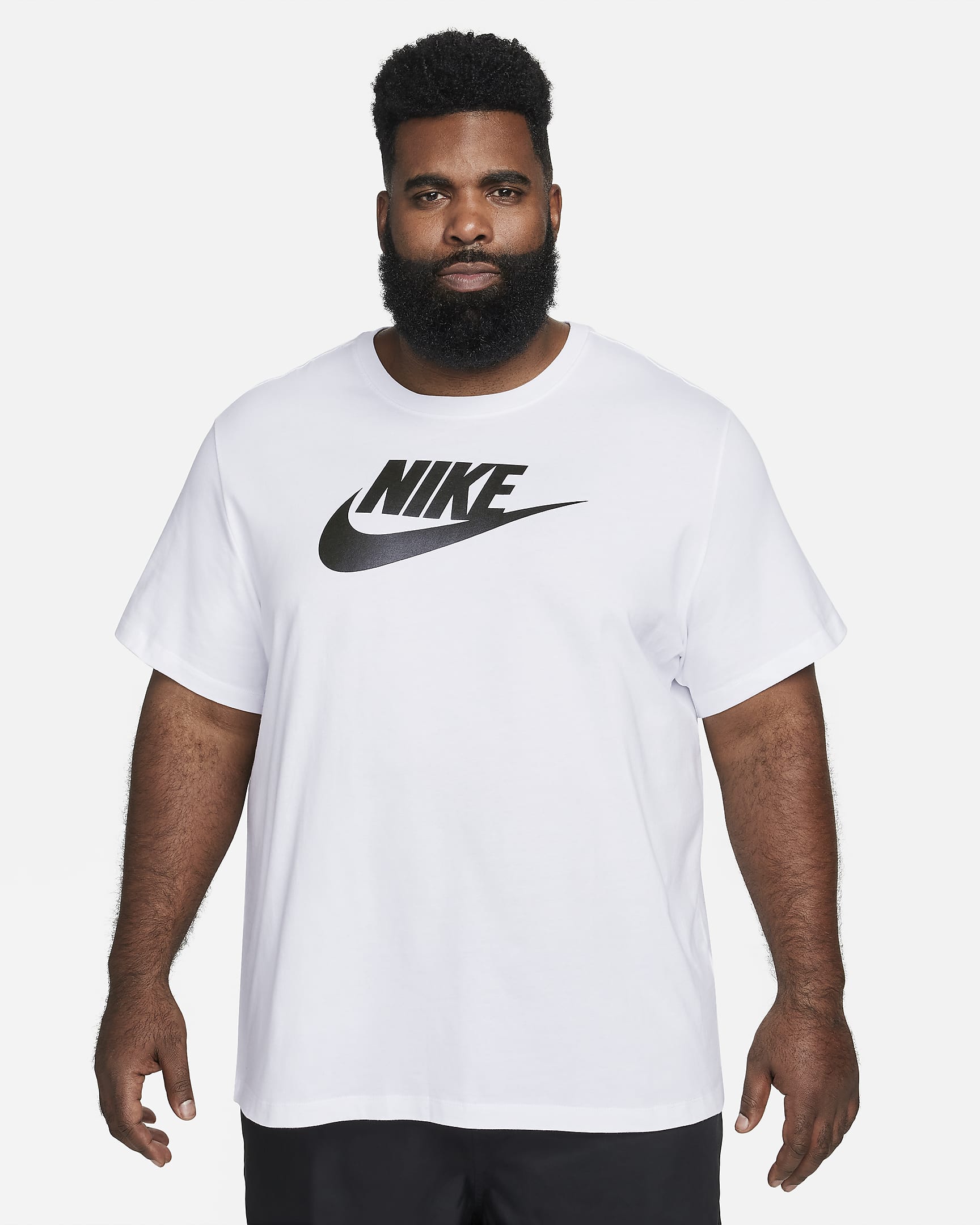 Nike Sportswear Herren-T-Shirt - Weiß/Schwarz