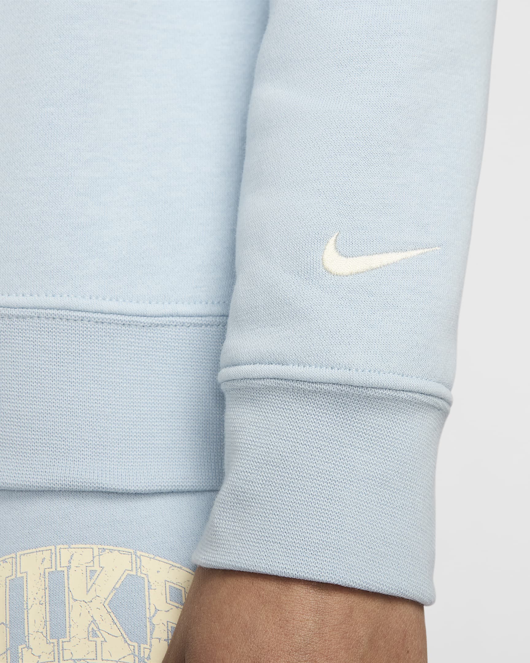 Nike Sportswear Club Fleece Women's Crew-Neck Sweatshirt. Nike.com