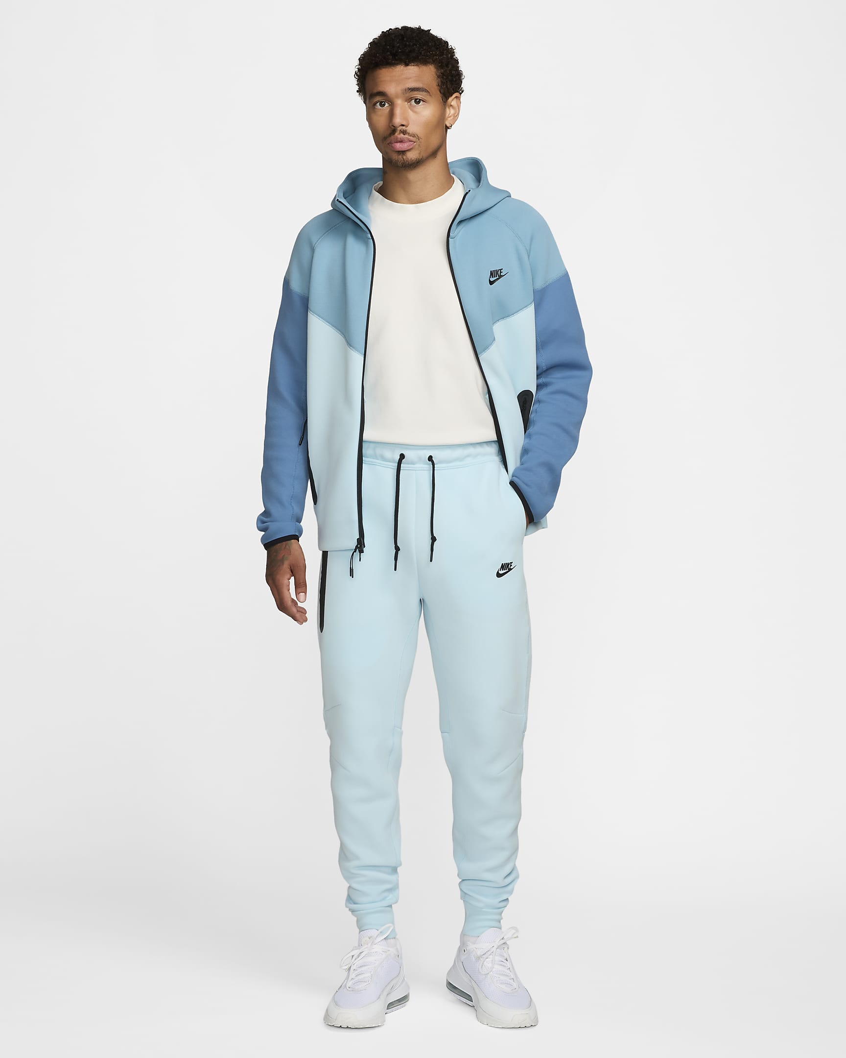 Nike Sportswear Tech Fleece Erkek Jogger'ı - Glacier Blue/Siyah