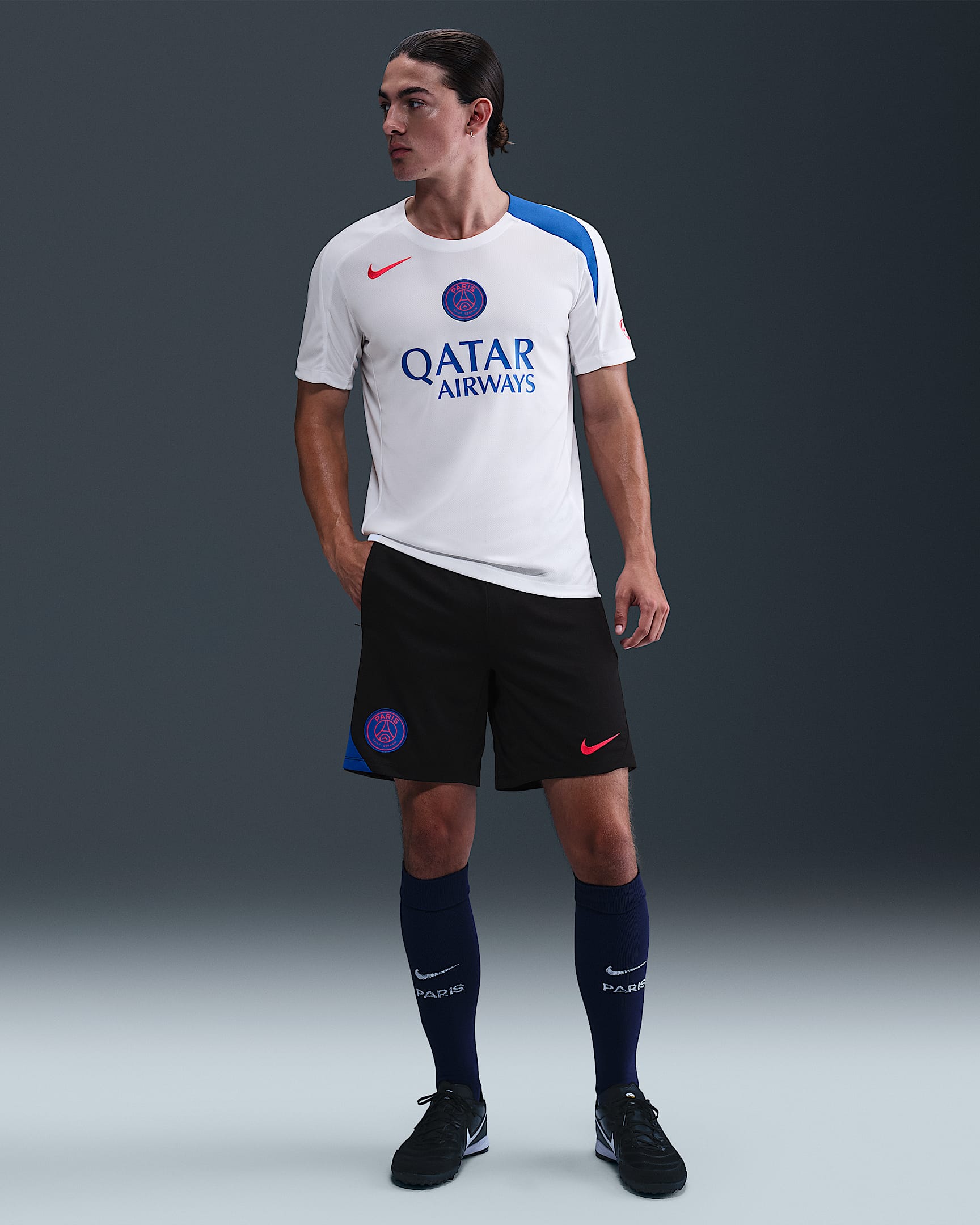 Paris Saint-Germain Strike Third Men's NIke Dri-FIT Total 90 Football Knit Shorts - Black/Hyper Royal/Global Red