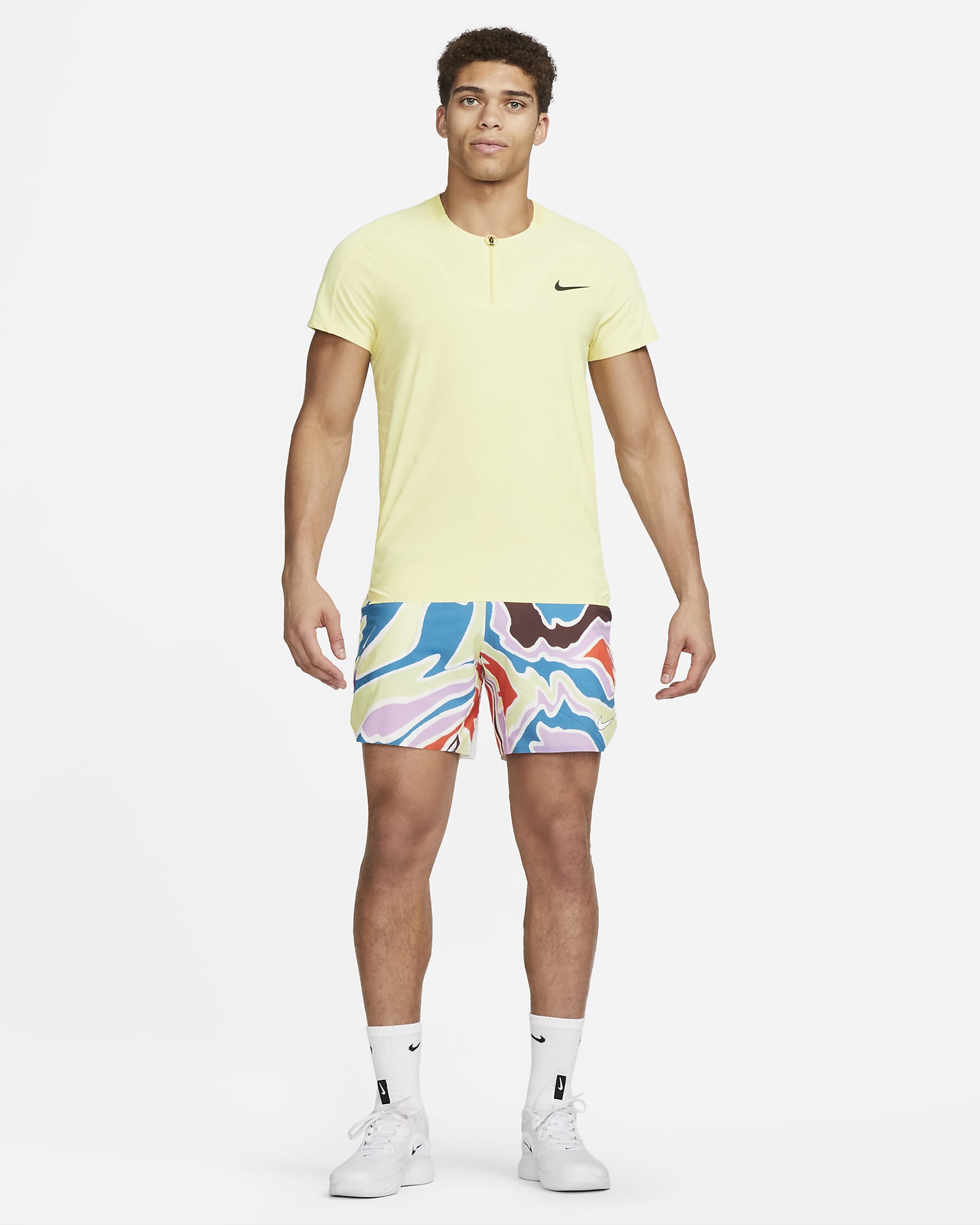 NikeCourt Dri-FIT ADV Slam Men's Tennis Polo - Lemon Chiffon/Black