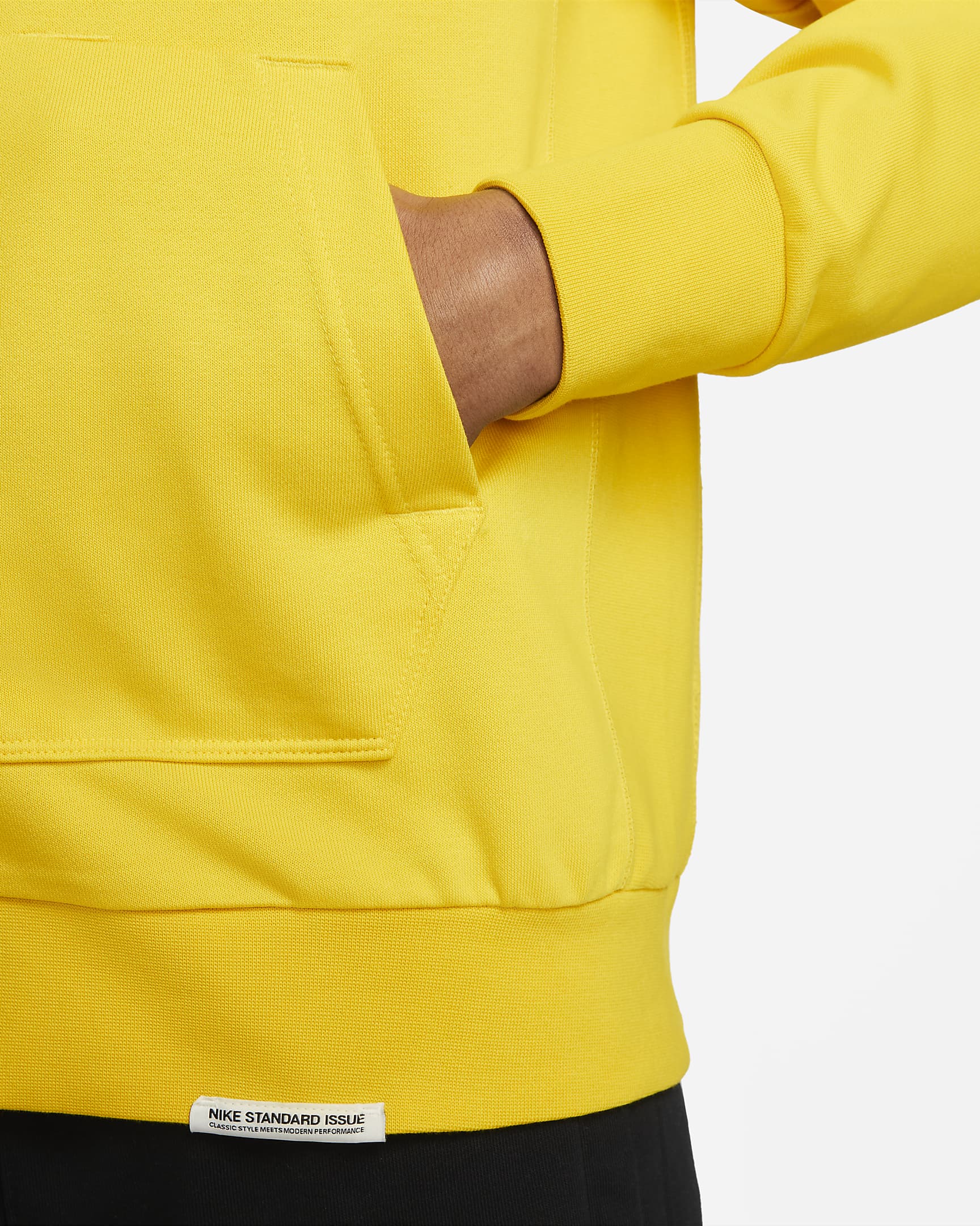 Nike DriFIT Standard Issue Men's FullZip Basketball Hoodie. Nike NO