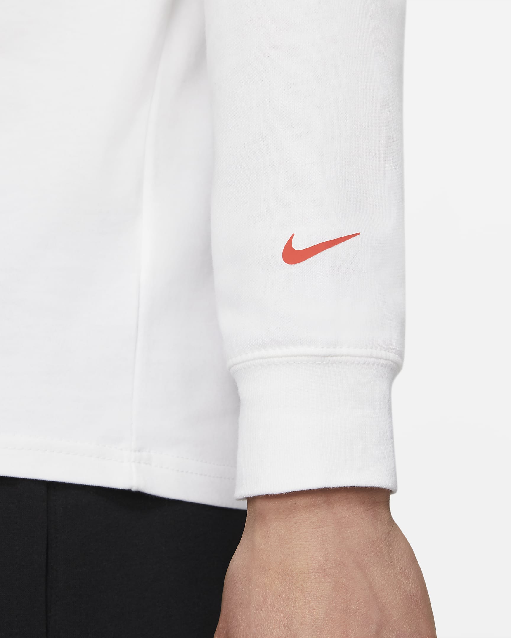 Nike Sportswear Men's Long-Sleeve Mock Neck T-Shirt. Nike JP