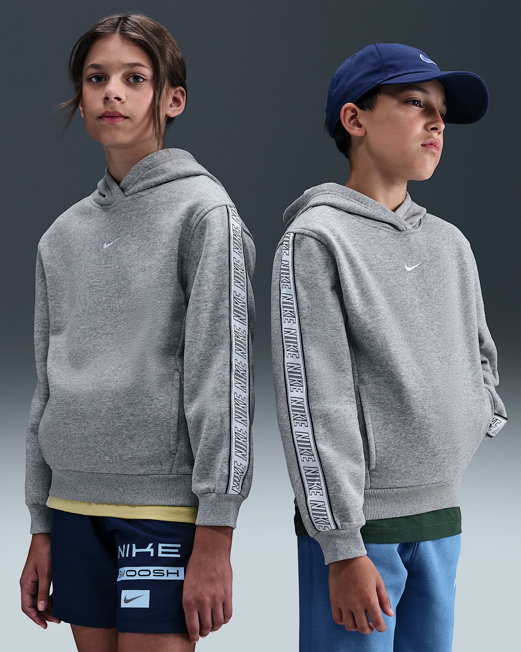 Felpa pullover con cappuccio Nike Sportswear Club Fleece – Ragazzo/a - Dark Grey Heather/Bianco/Bianco
