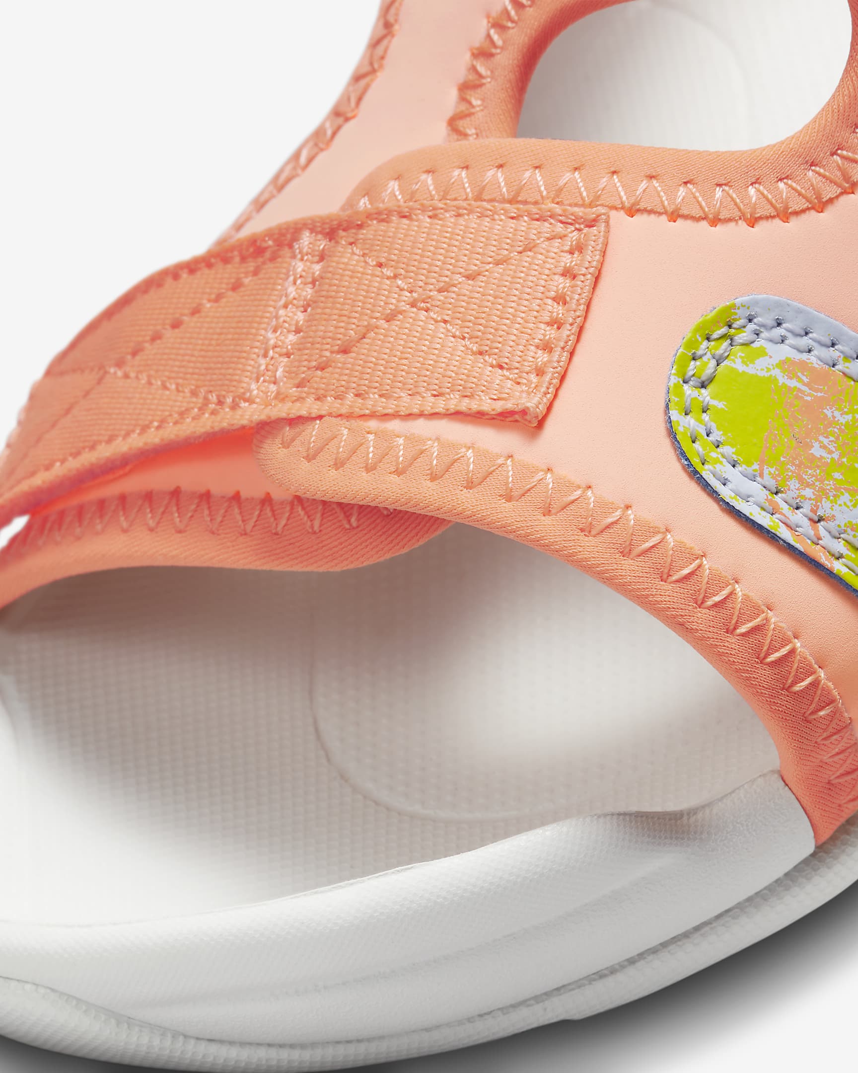 Nike Sunray Adjust 6 SE Older Kids' Slides - Arctic Orange/Photon Dust/Orange Trance/Multi-Colour