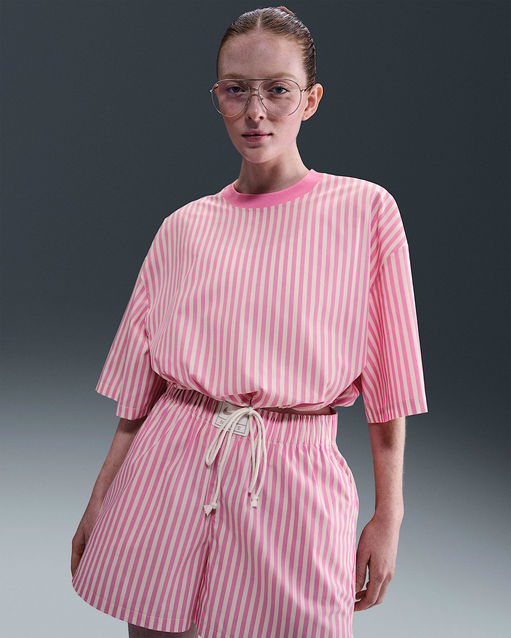 Nike Sportswear Chill Poplin Lockeres Oberteil mit Streifen (Damen) - Playful Pink/Sail/Sail