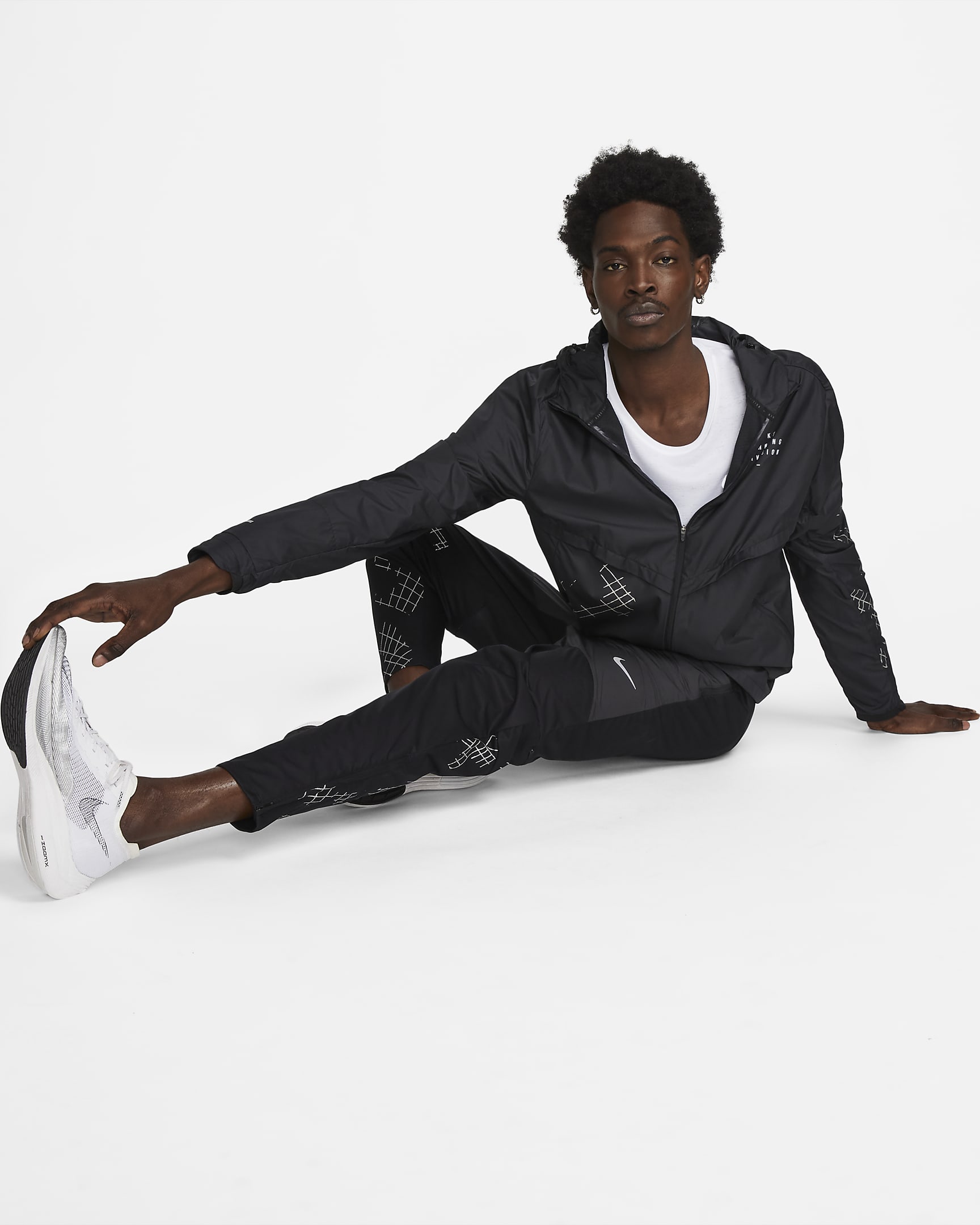 Nike StormFIT Run Division Phenom Elite Pantalons de running Home. Nike ES