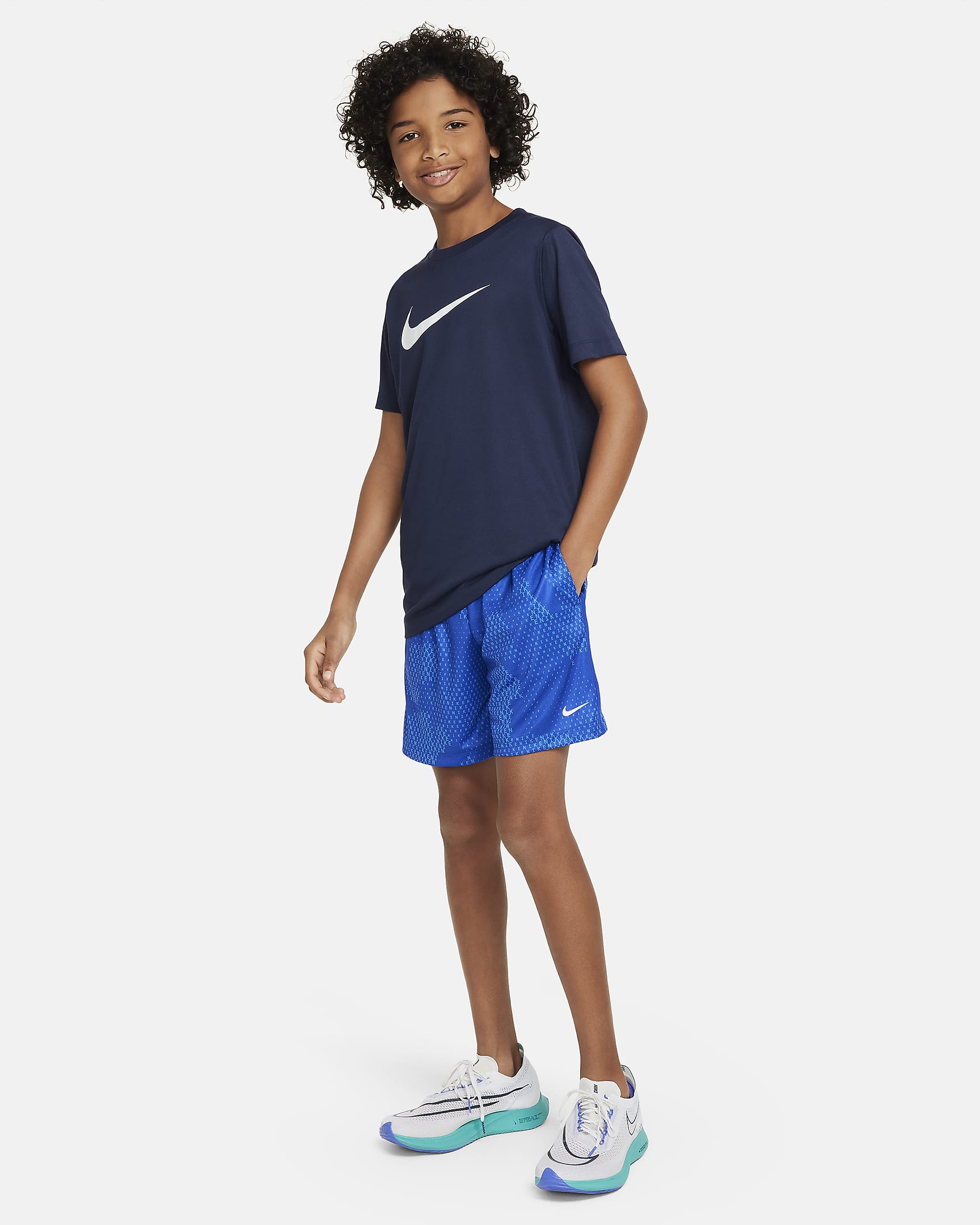 Σορτς Dri-FIT Nike Multi για μεγάλα αγόρια - Game Royal/Λευκό