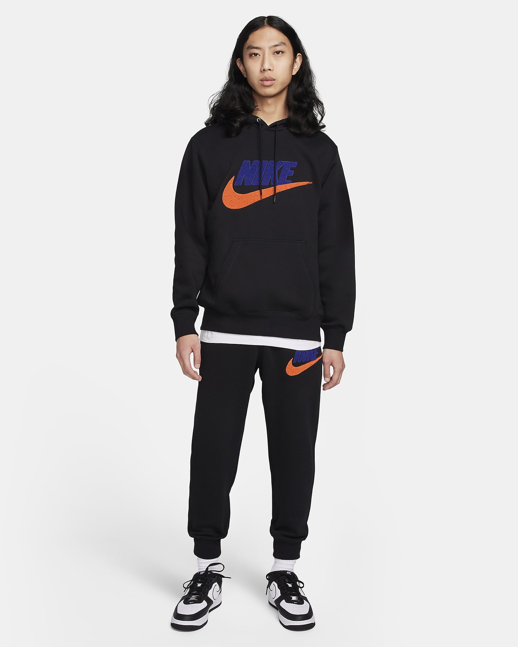 เสื้อมีฮู้ดผู้ชายแบบสวม Nike Club Fleece - ดำ/ดำ/Safety Orange