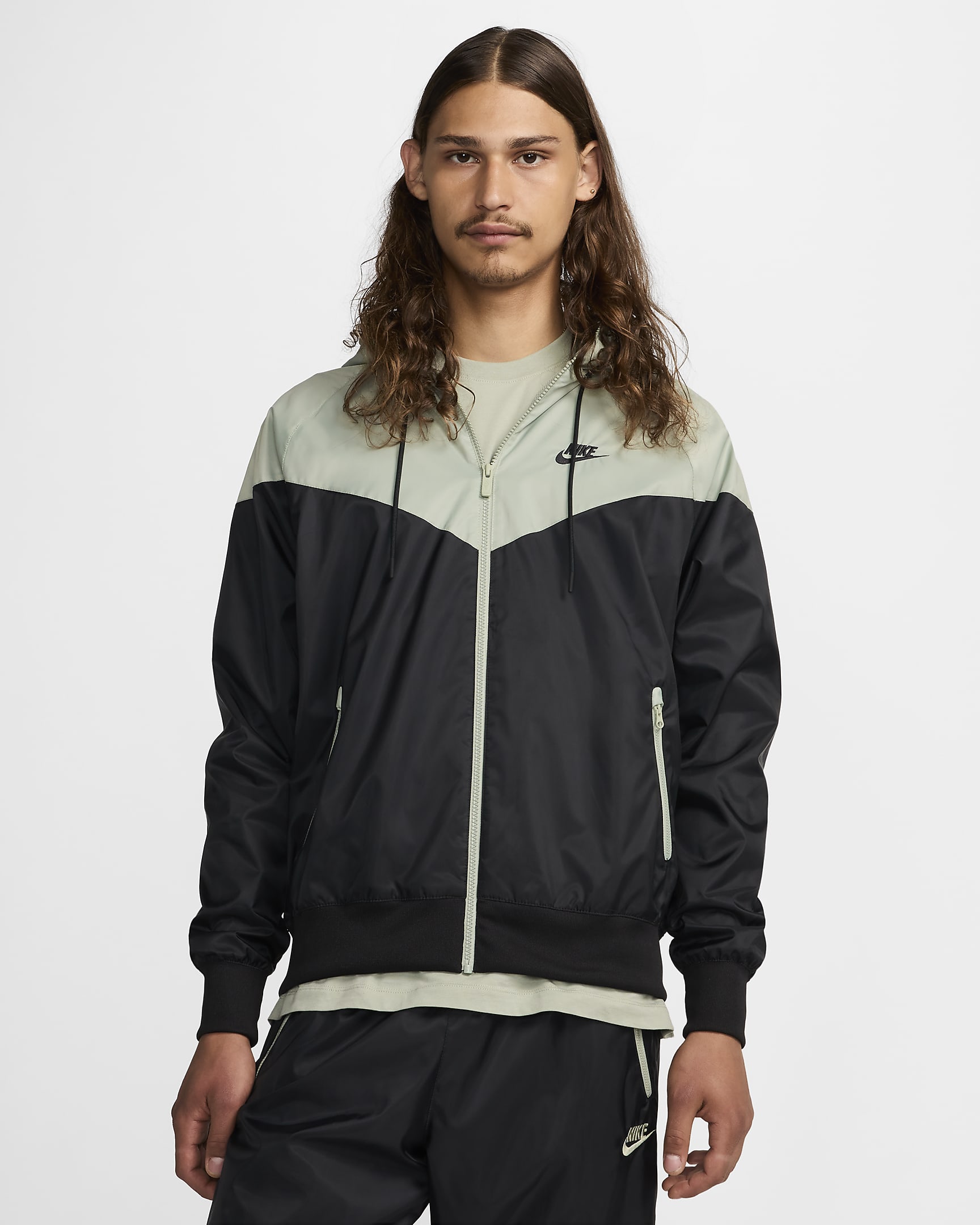 Chamarra con gorro para hombre Nike Sportswear Windrunner - Negro/Horizonte jade/Negro