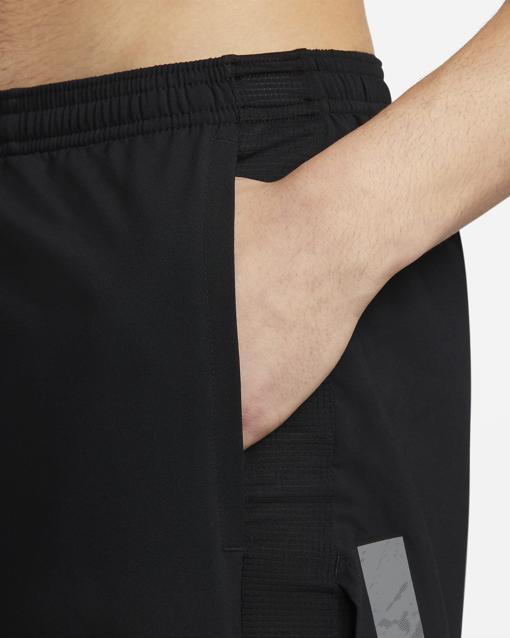 Nike Dri-FIT Run Division Stride Men's Running Shorts. Nike RO