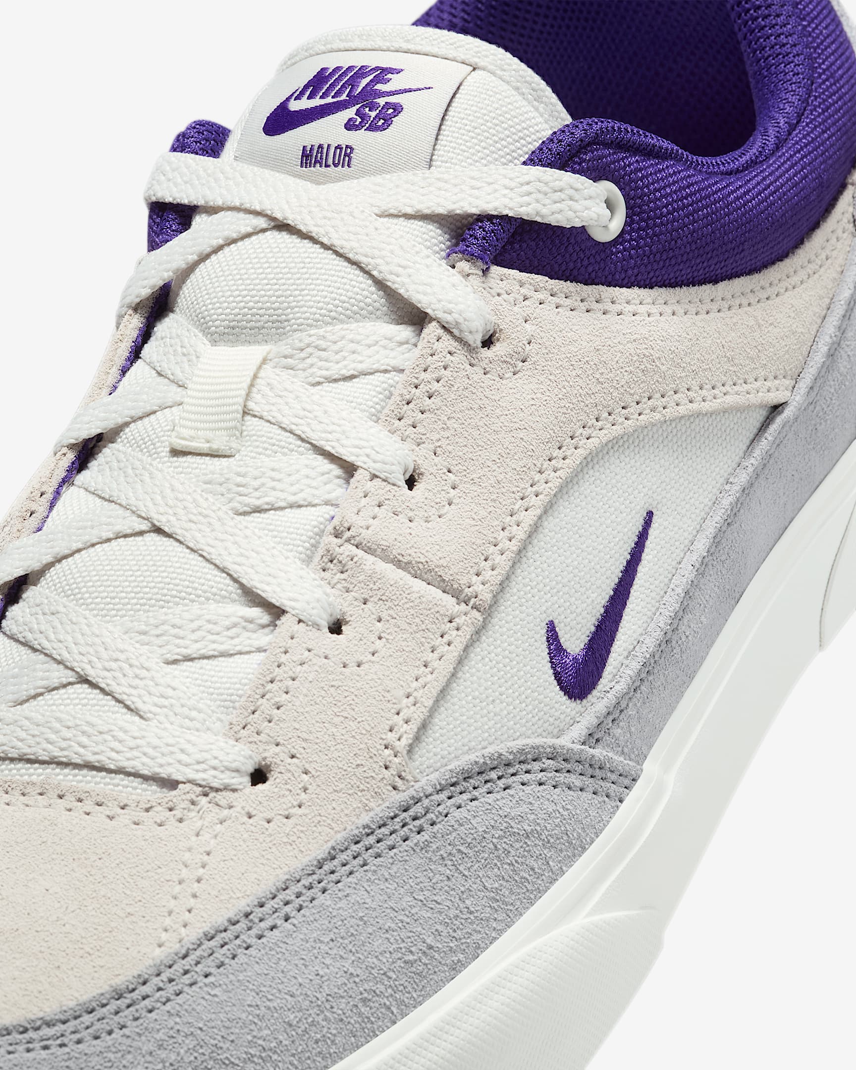 Tenis para hombre Nike SB Malor - Tinte platino/Gris lobo/Blanco cumbre/Morado cancha