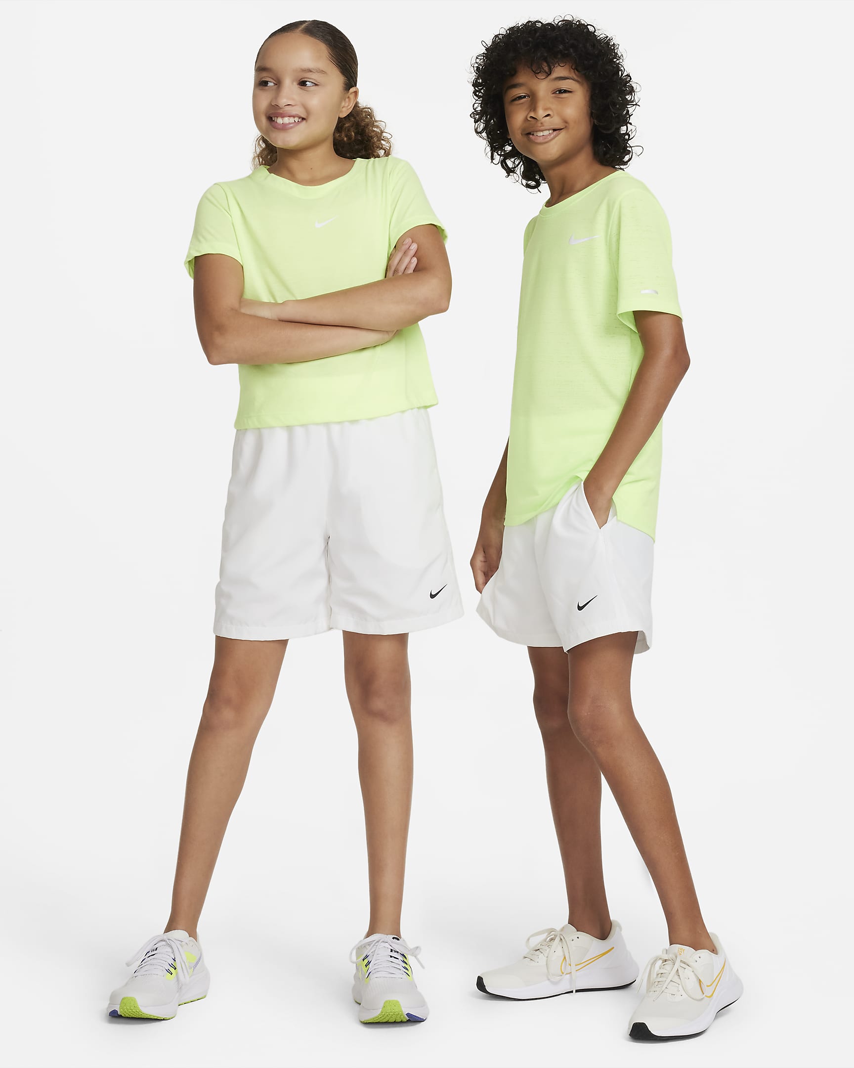 Nike Multi Older Kids' (Boys') Dri-FIT Training Shorts - White/Black