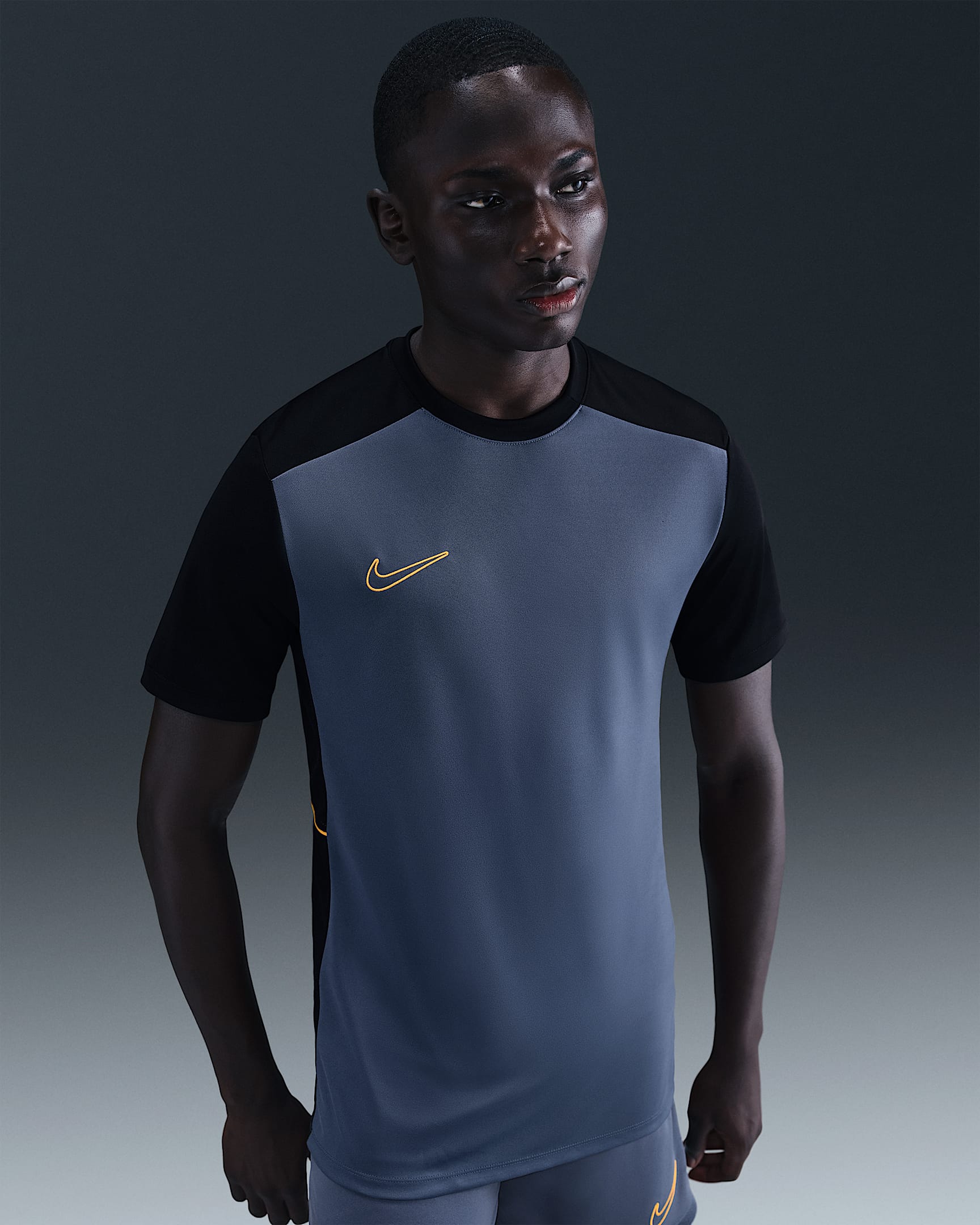 Nike Academy Men's Dri-FIT Short-Sleeve Football Top - Diffused Blue/Black/University Gold/University Gold