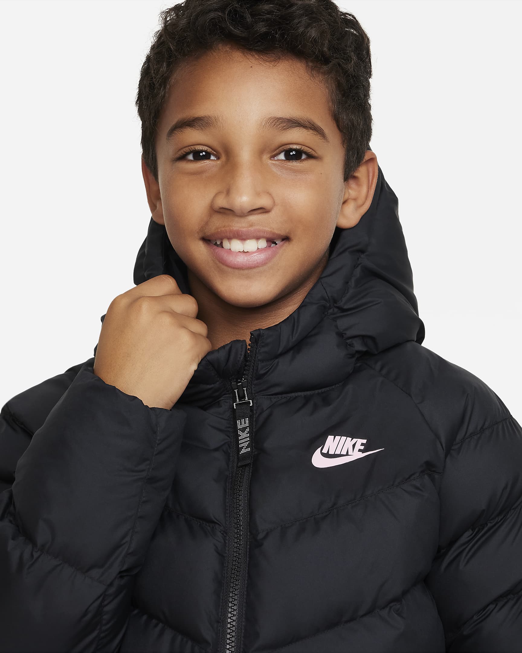 Nike Sportswear Older Kids' Synthetic-Fill Hooded Jacket. Nike NL