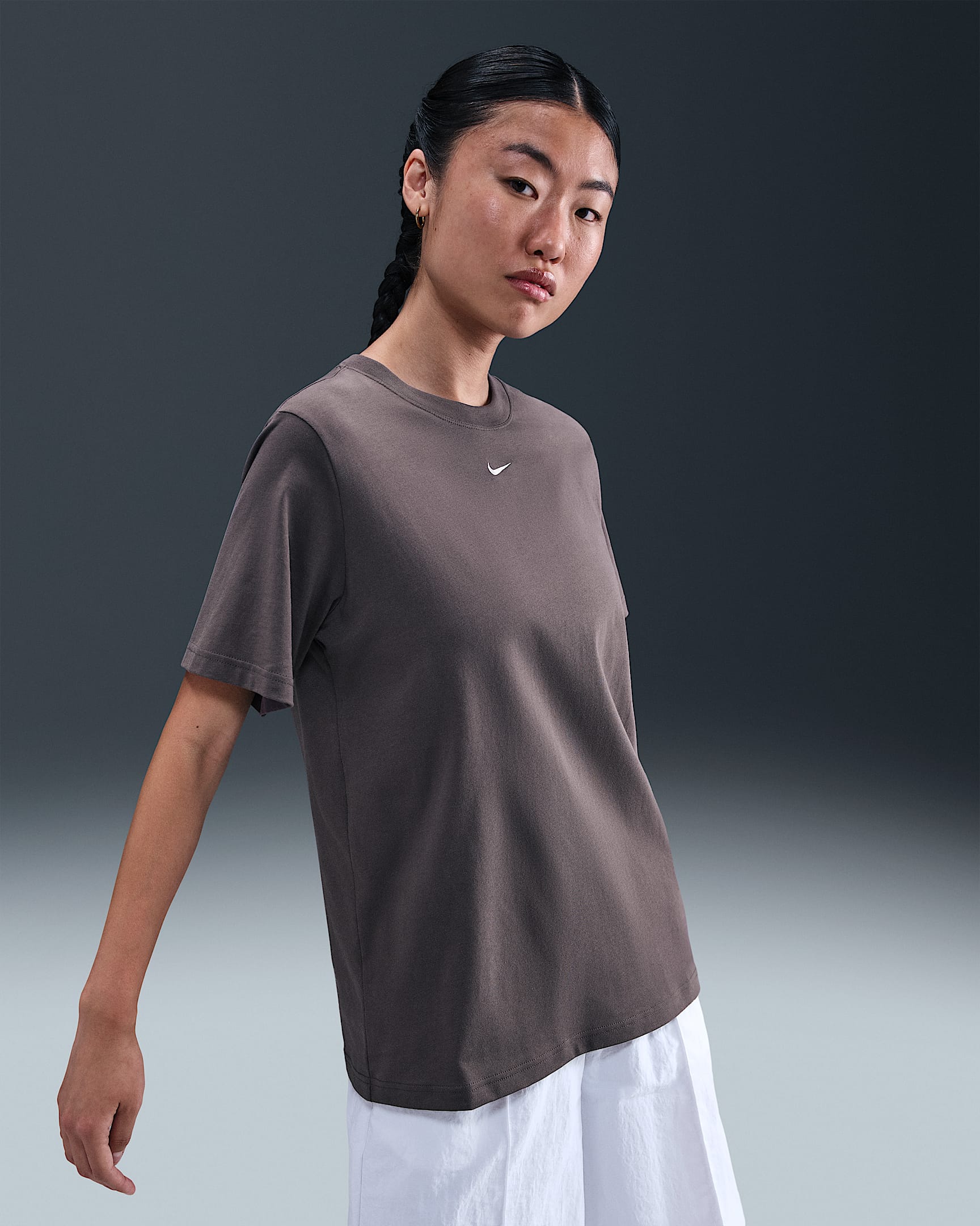 Nike Sportswear Women's T-shirt - Thunder Grey
