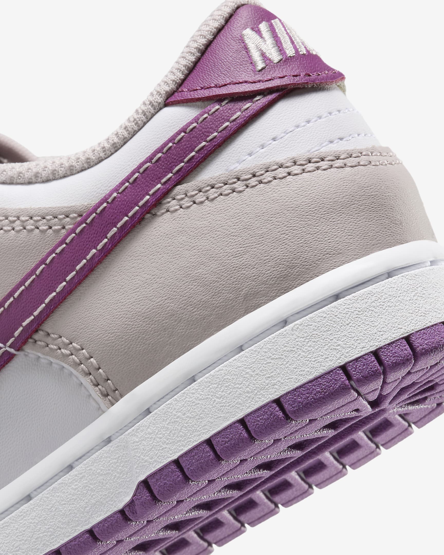 Tenis para niños de preescolar Nike Dunk Low - Blanco/Violeta platino/Violeta viotech