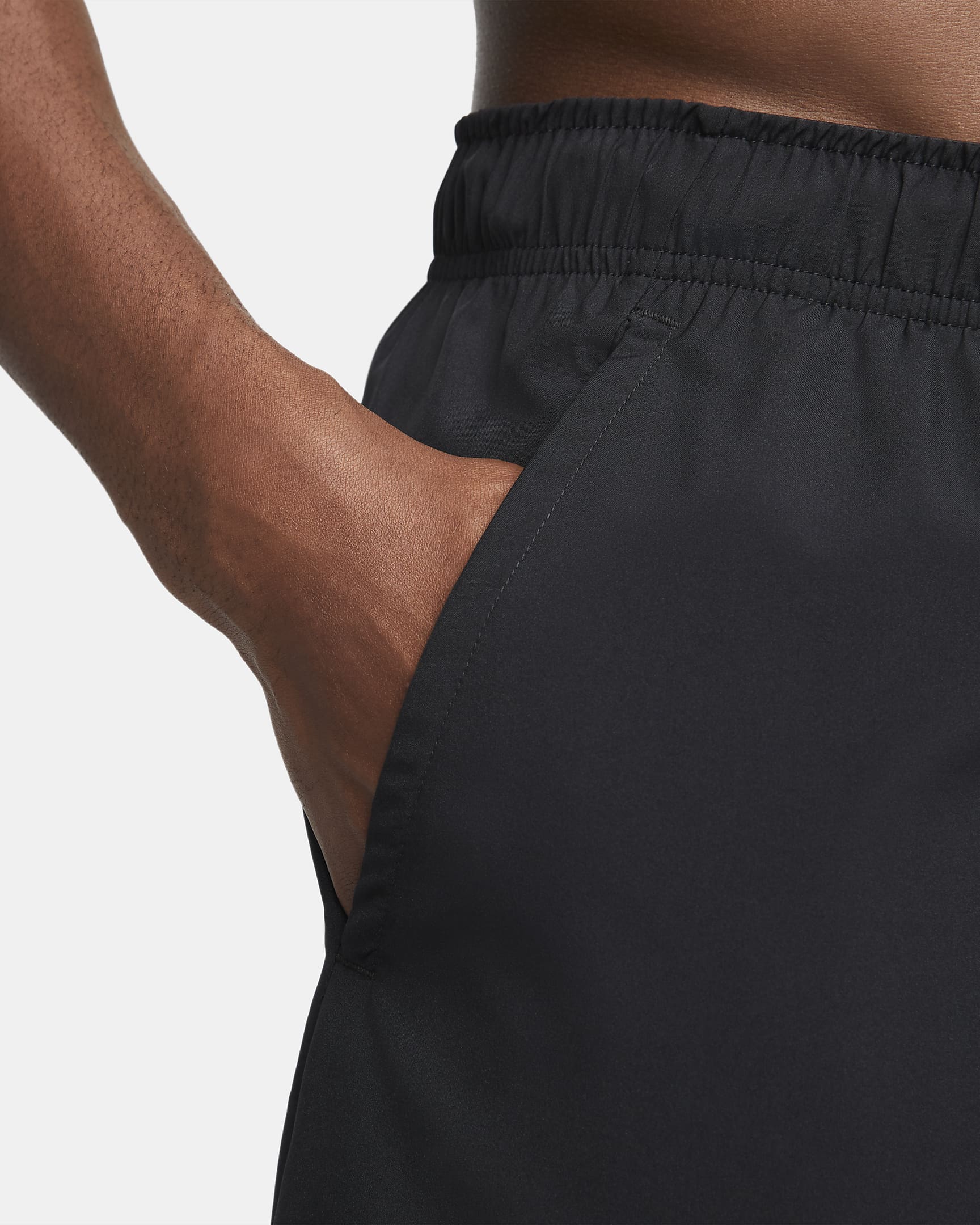 Nike Dri-FIT Web-Trainingsshorts für Herren (ca. 23 cm) - Schwarz/Schwarz/Weiß