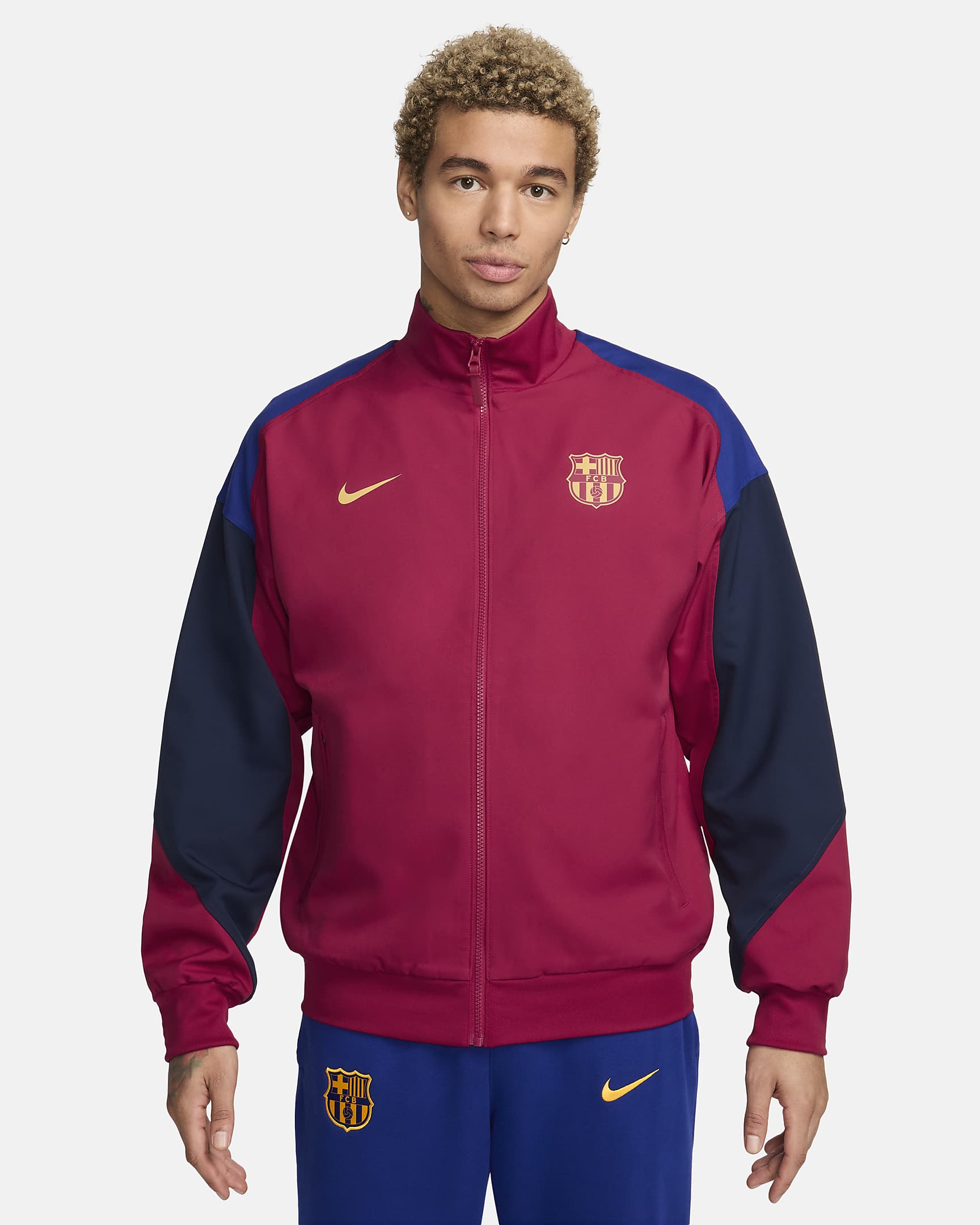 Chamarra de entrenamiento de fútbol Nike Dri-FIT para hombre FC Barcelona Strike - Rojo noble/Obsidiana/Azul royal intenso/Oro club