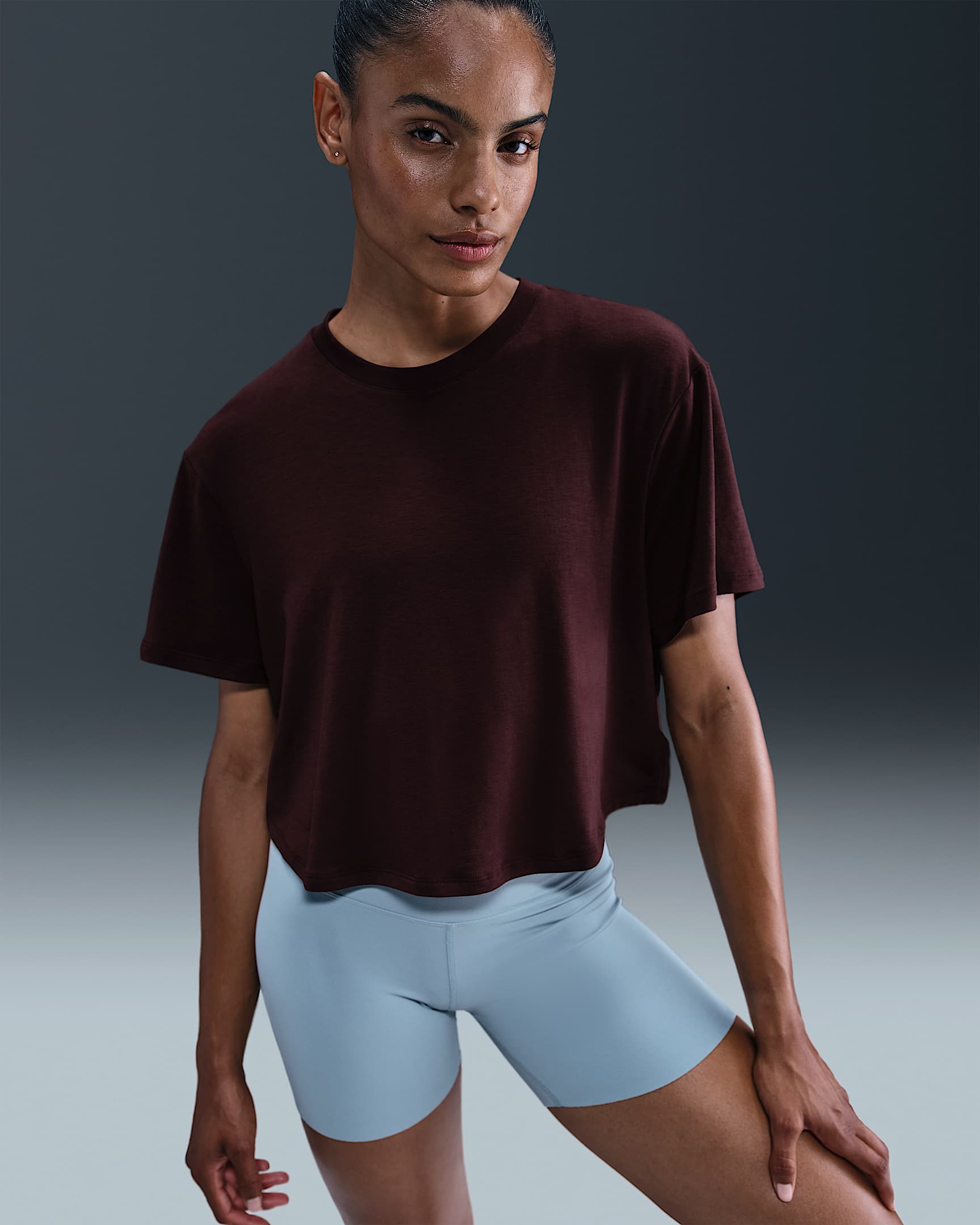 Nike One Relaxed Women's Dri-FIT Cropped Short-Sleeve Top - Burgundy Crush/White