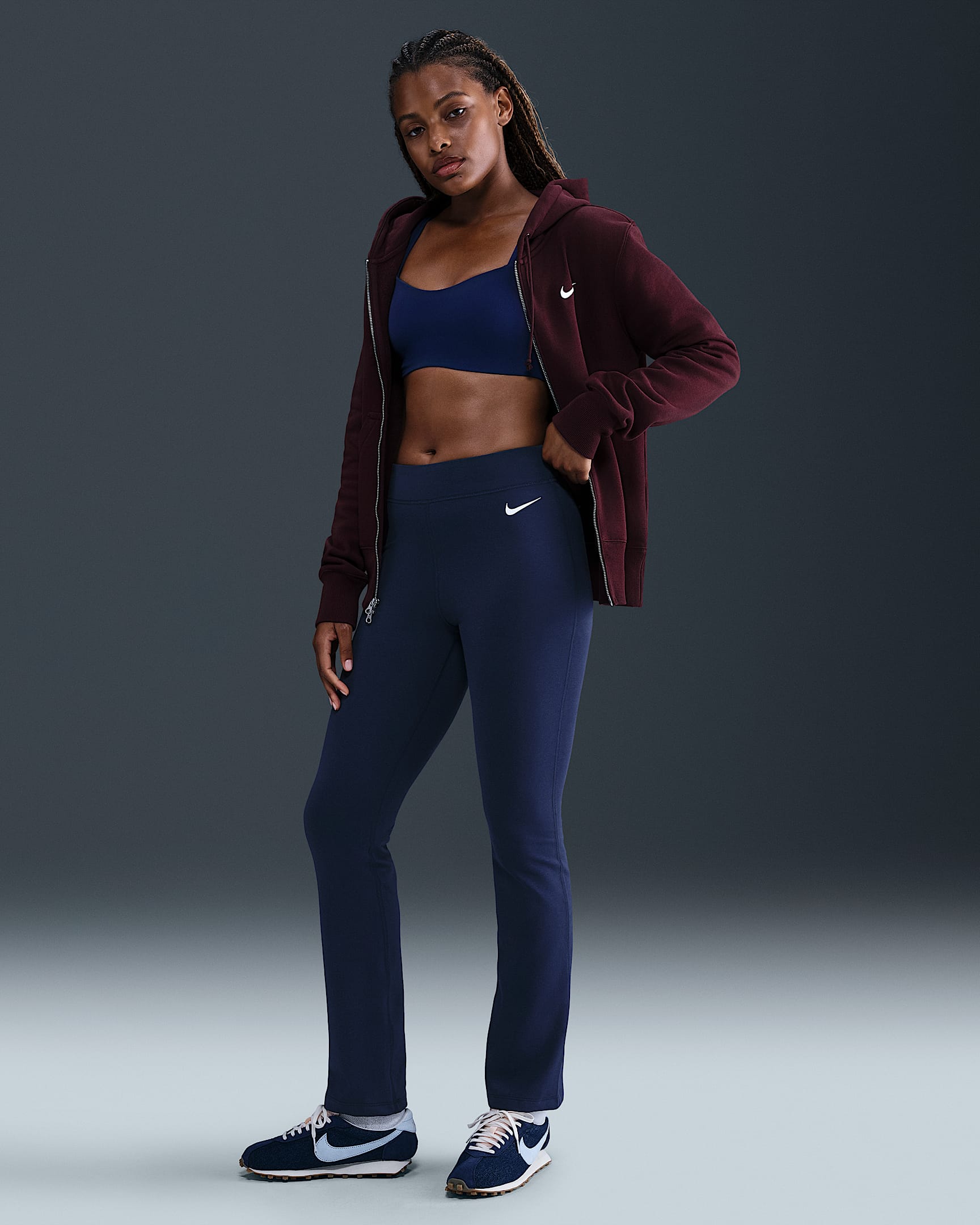 Pants acampanados de tiro alto para mujer Nike Sportswear Classic - Azul marino medianoche/Vela