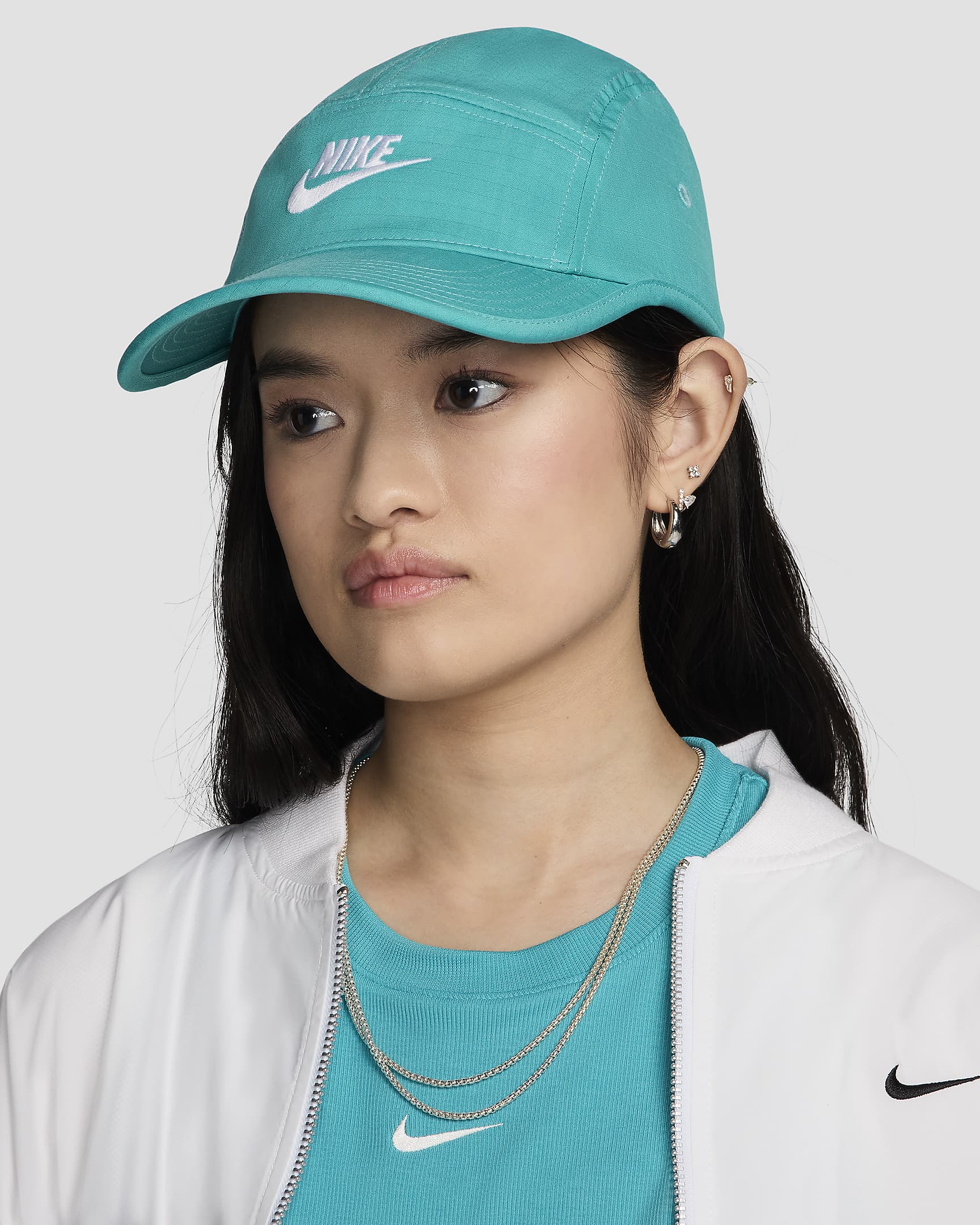 Nike Club unstrukturierte Futura Cap - Dusty Cactus/Weiß