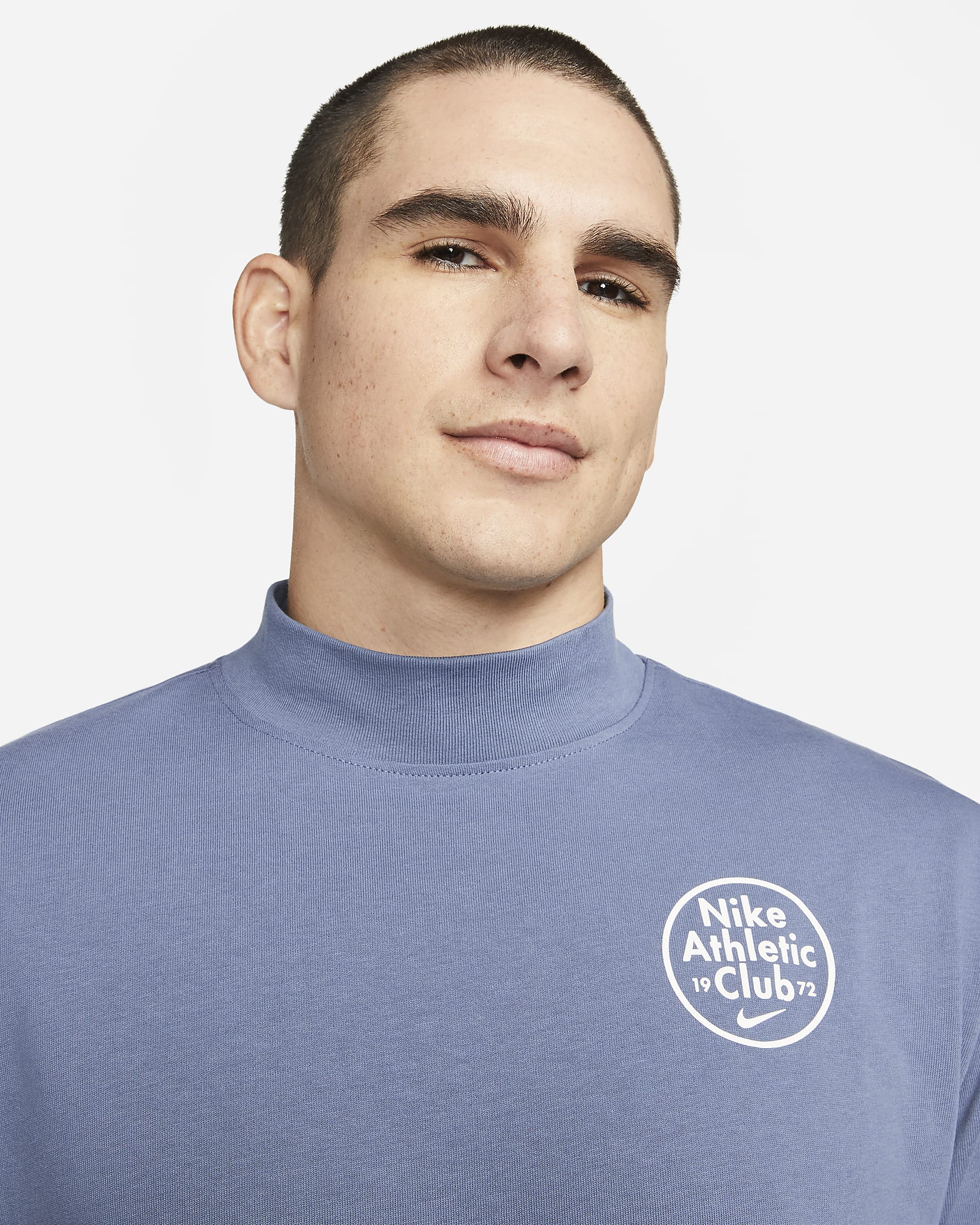 Nike Sportswear Men's LongSleeve MockNeck TShirt. Nike SE