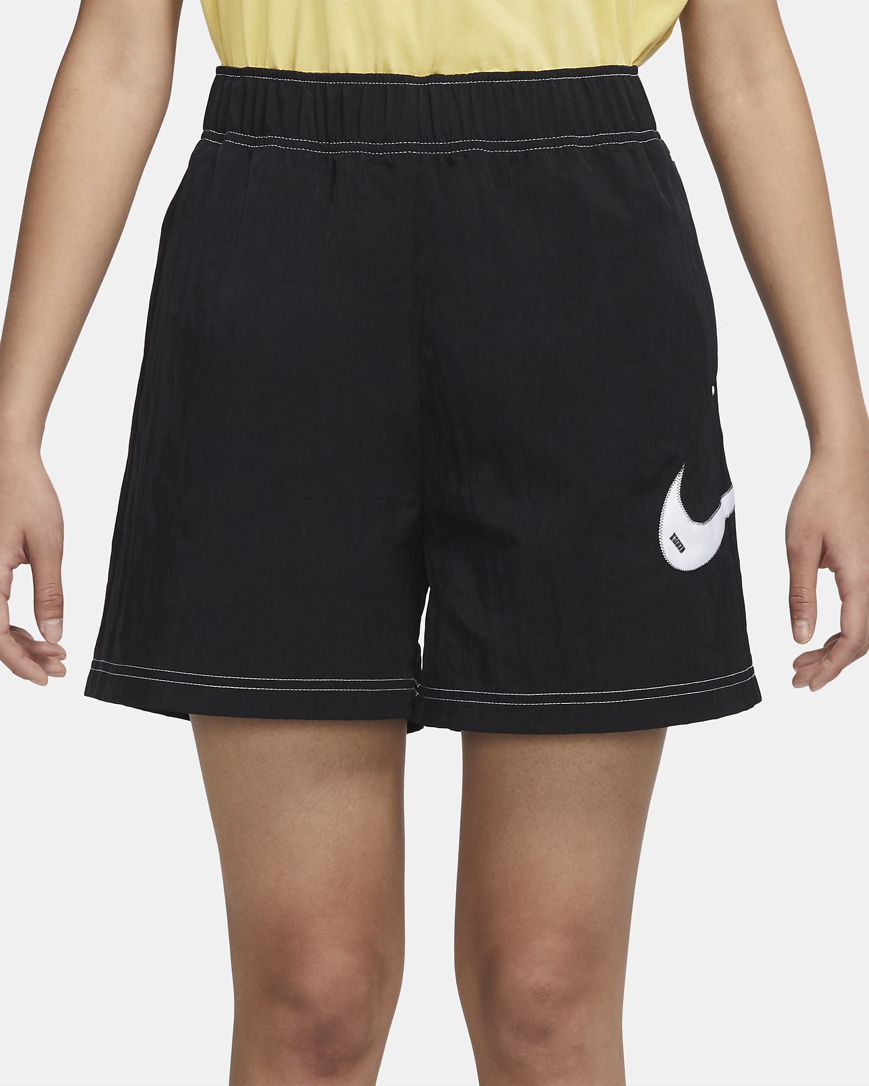 Nike Sportswear Swoosh Women's Woven High-Rise Shorts. Nike PH