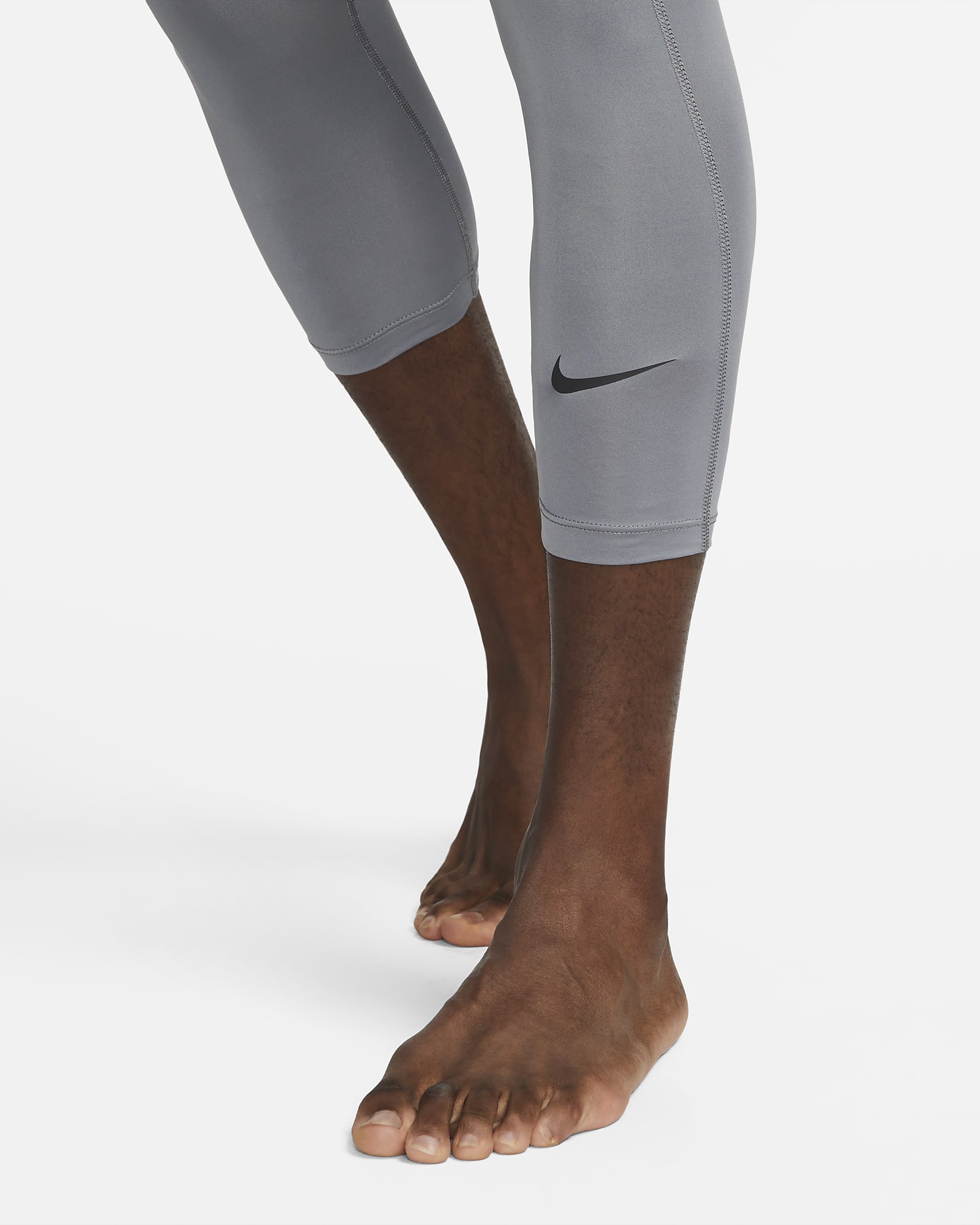 Nike Pro Men's Dri-FIT 3/4-Length Fitness Tights - Smoke Grey/Black