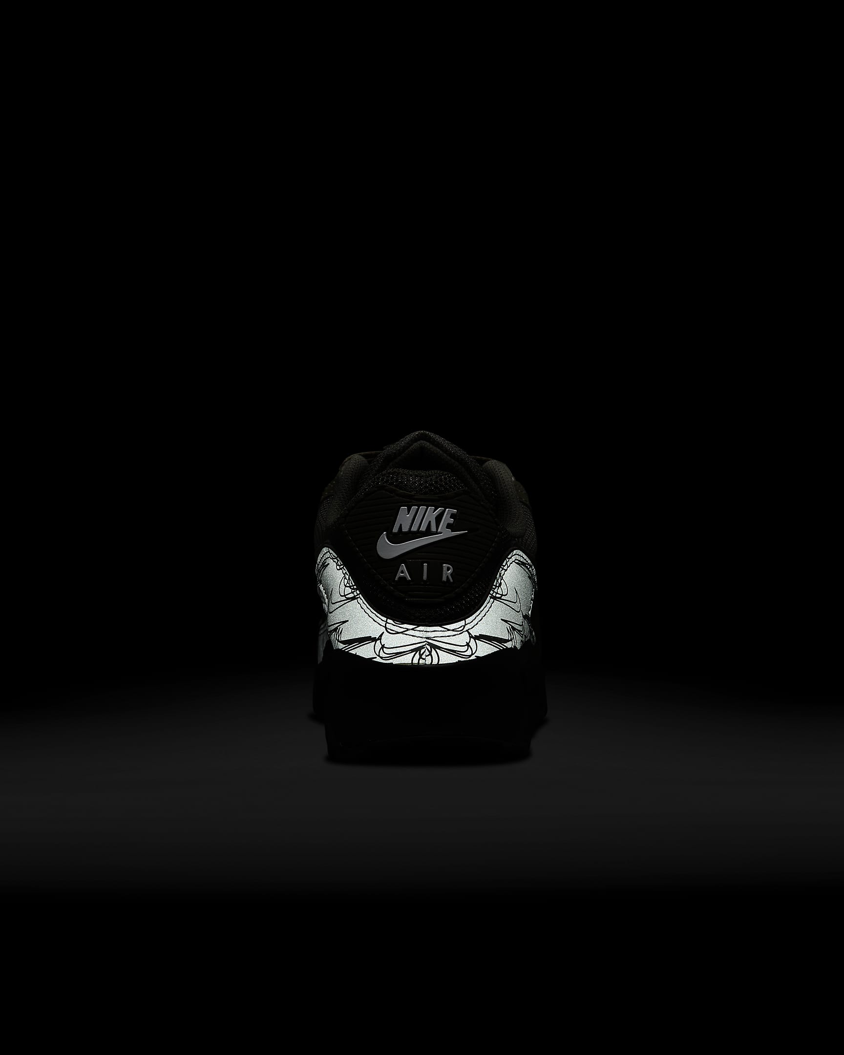 Nike Air Max 90 Men's Shoes. Nike UK