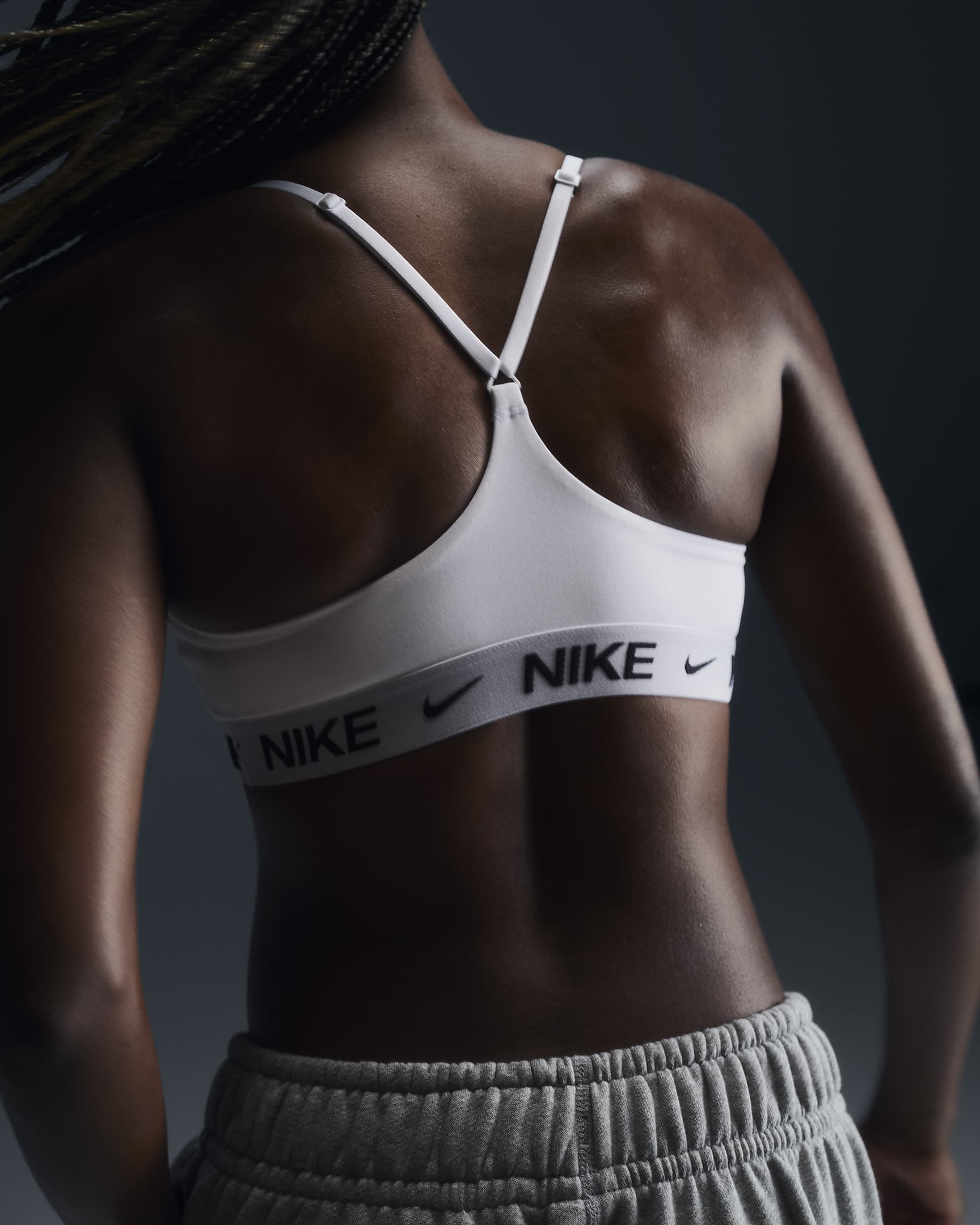 Sutiã de desporto ajustável almofadado Nike Indy Light Support para mulher - Branco/Preto