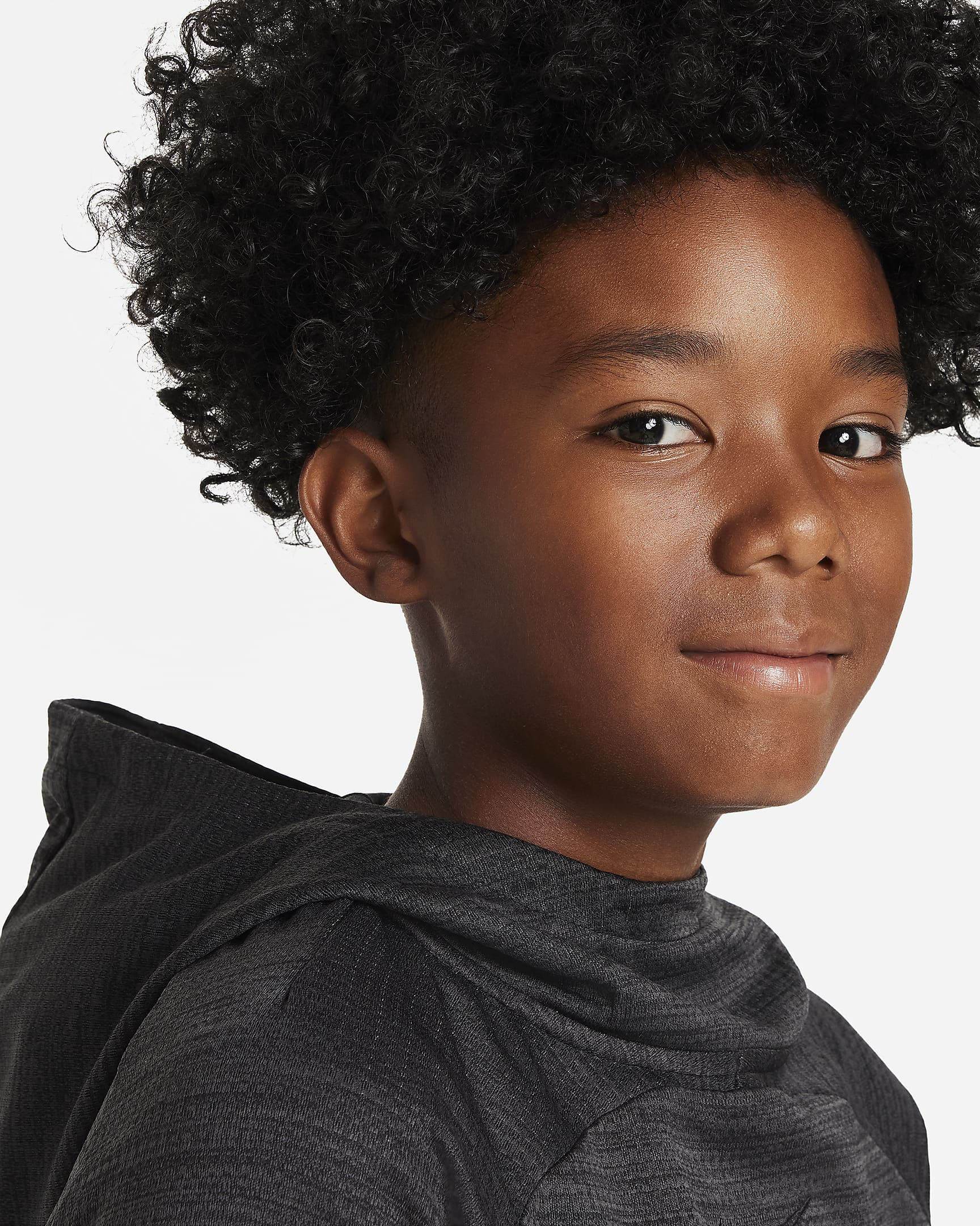 Nike DriFIT Academy Older Kids' Pullover Football Hoodie. Nike HR