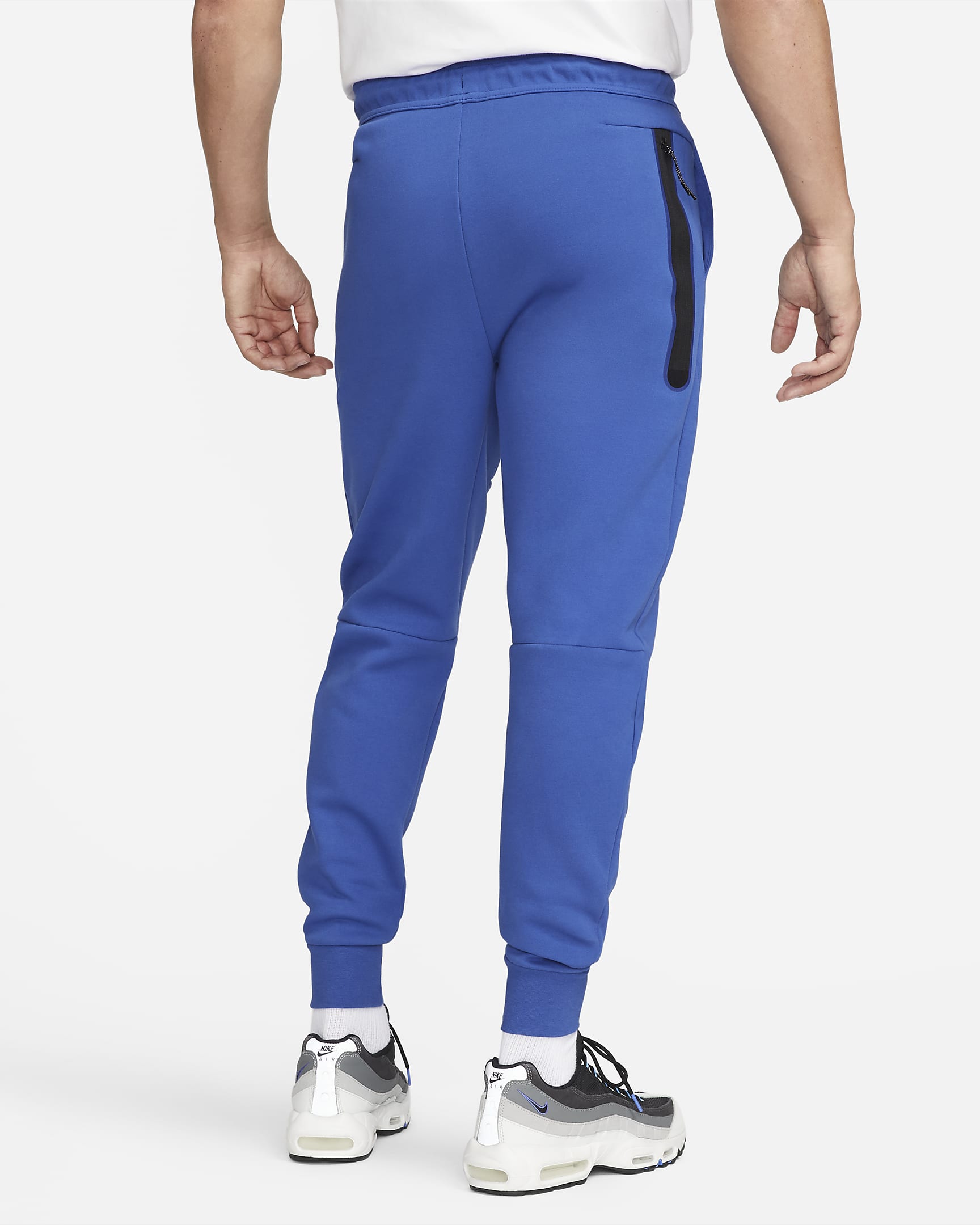 mens nike joggers tech fleece