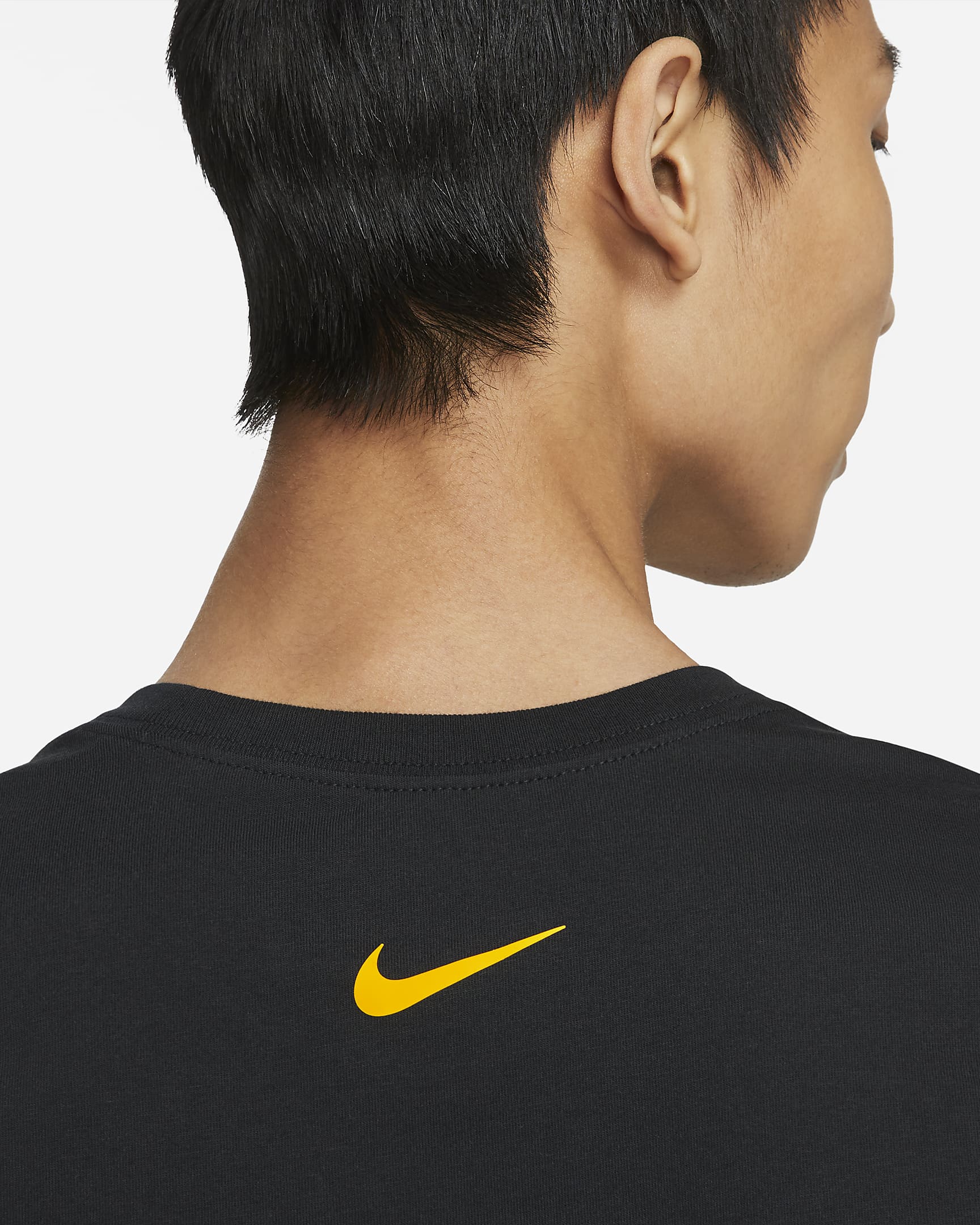 Nike Sportswear Men's T-Shirt - Black